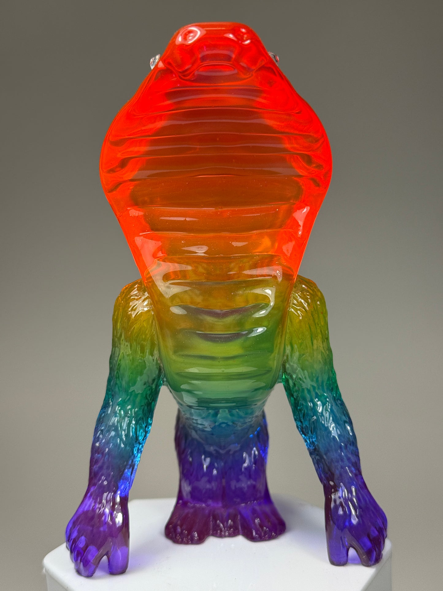 World Famous Cobra Ape: Transparent Rainbow