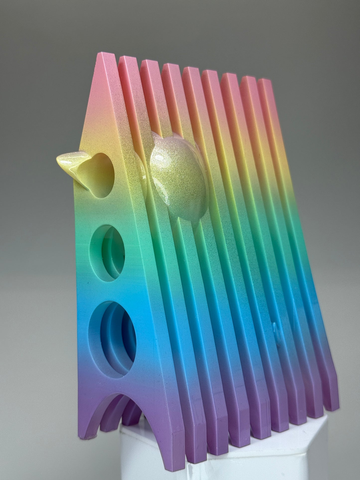 Blocked Twisty Pig: Silver Pastel Rainbow