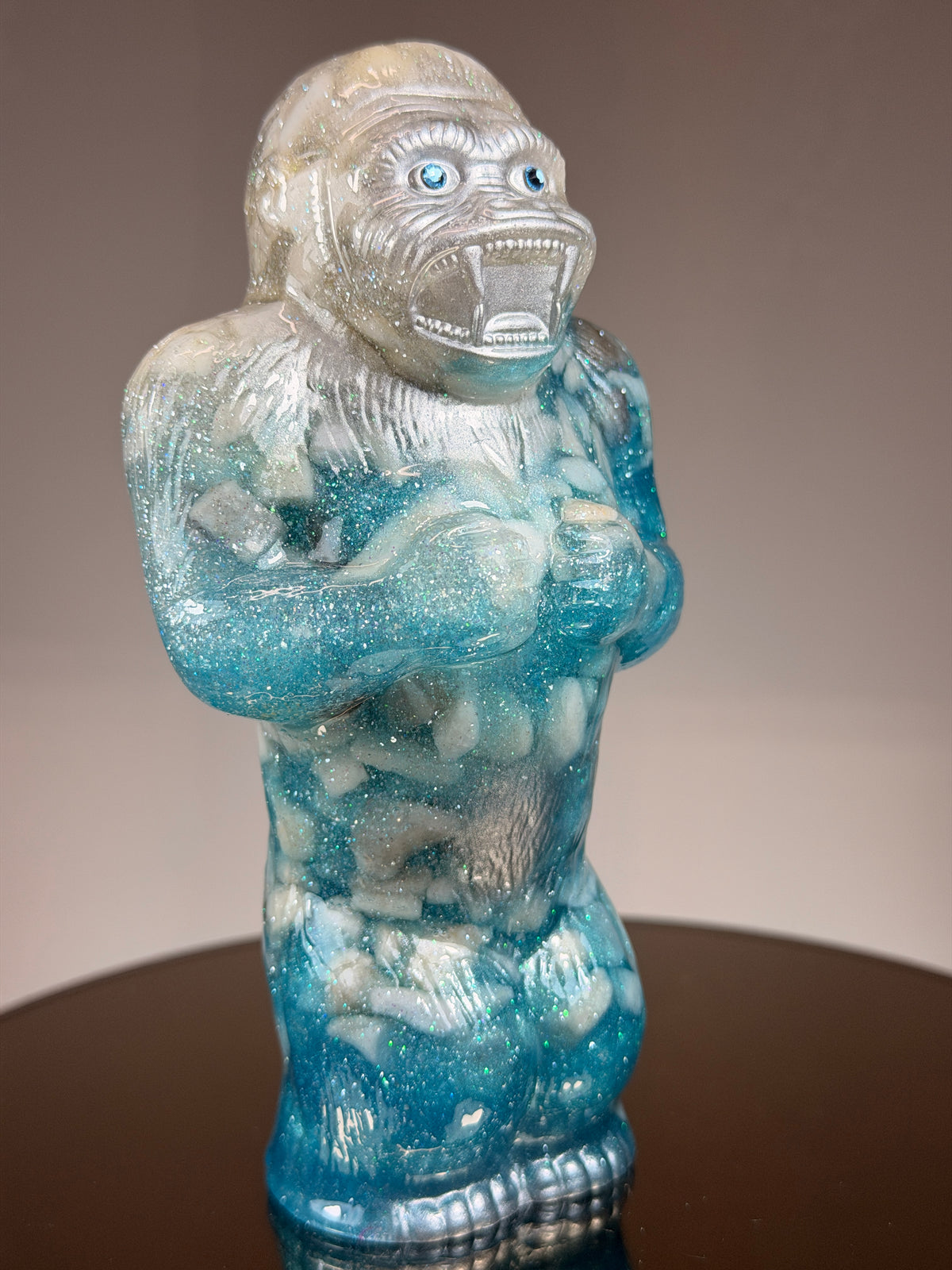 Ape: Winter Regrets