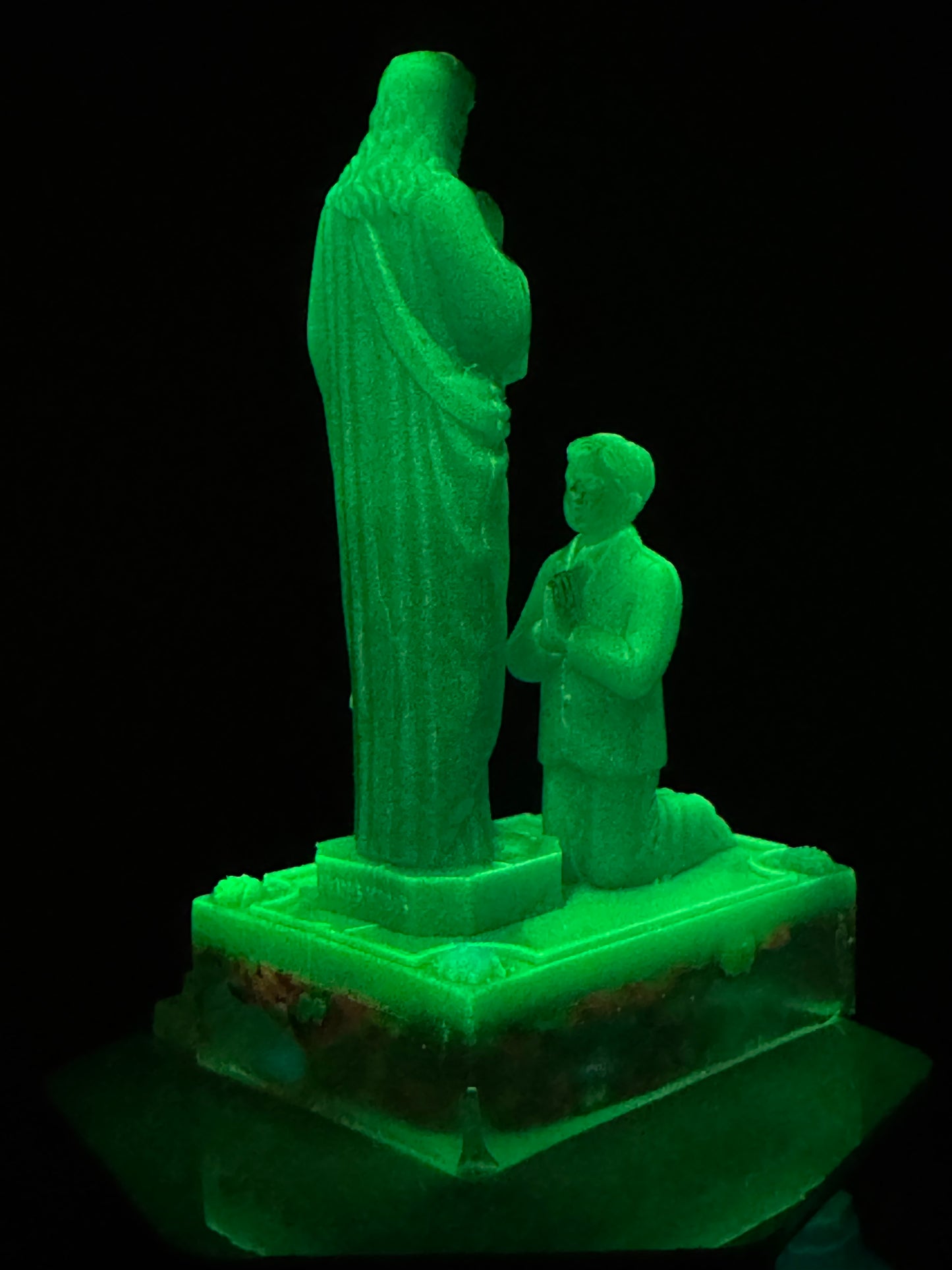 Jesus Gives You Magic: Green Glow