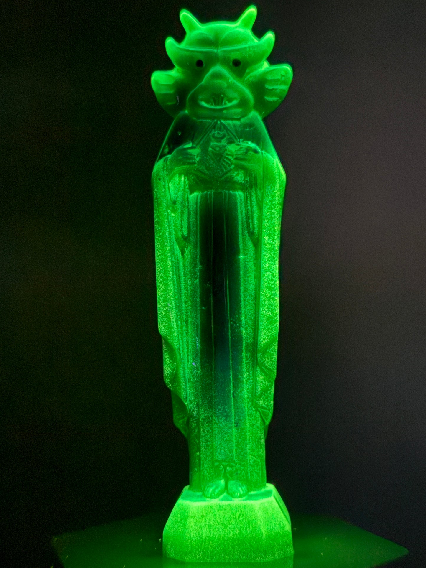 Our Lord Aton: Green Glow with Rocks