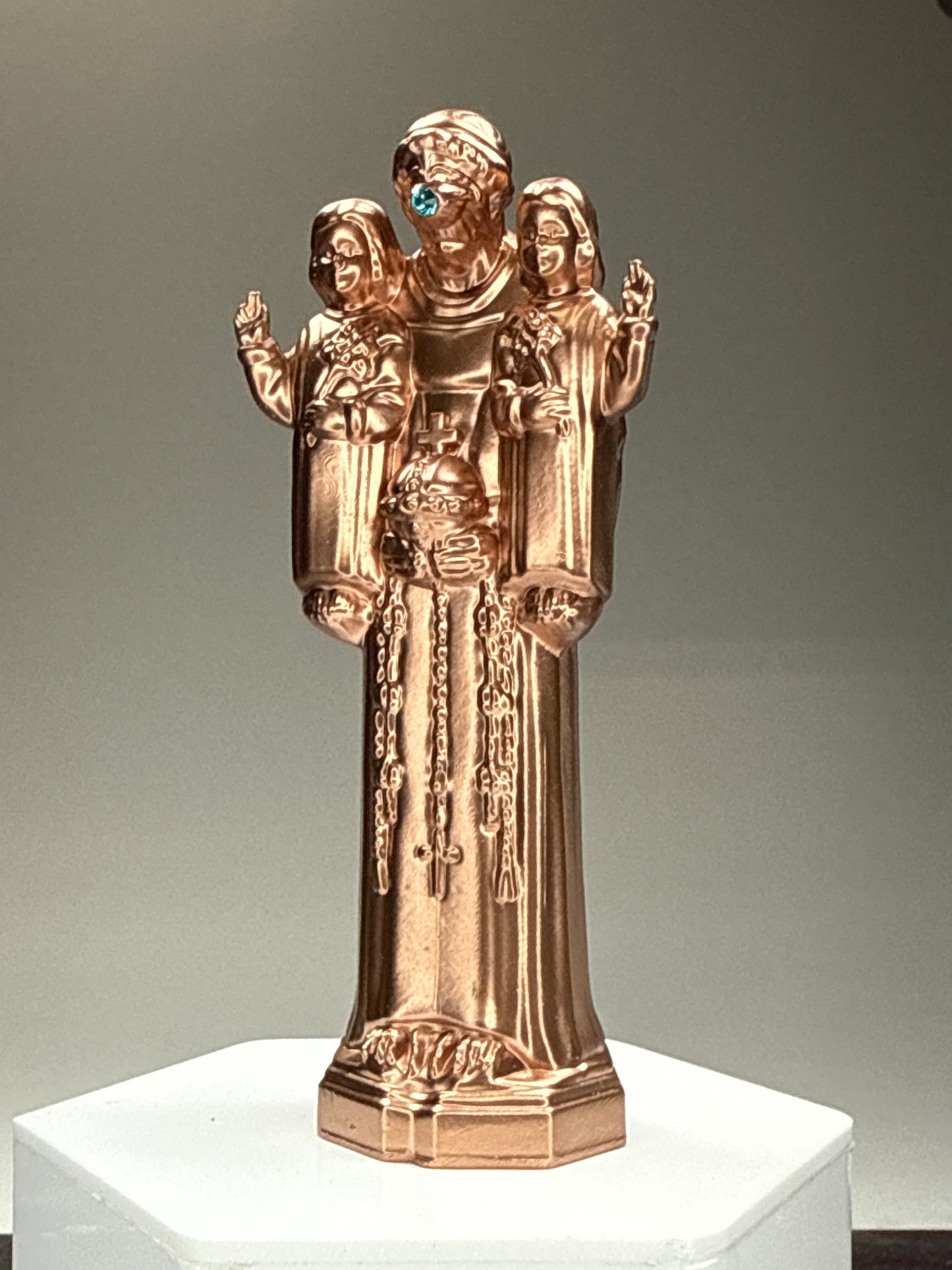 Cyclops with Twins: Copper