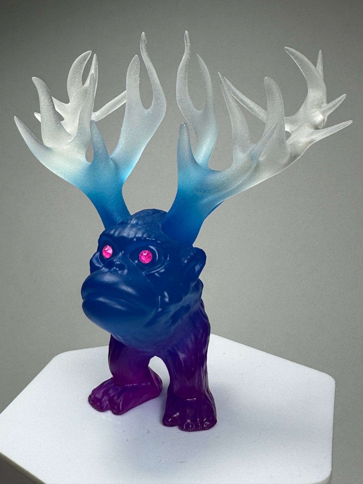 Antler Hopper: Glow Antler Blue