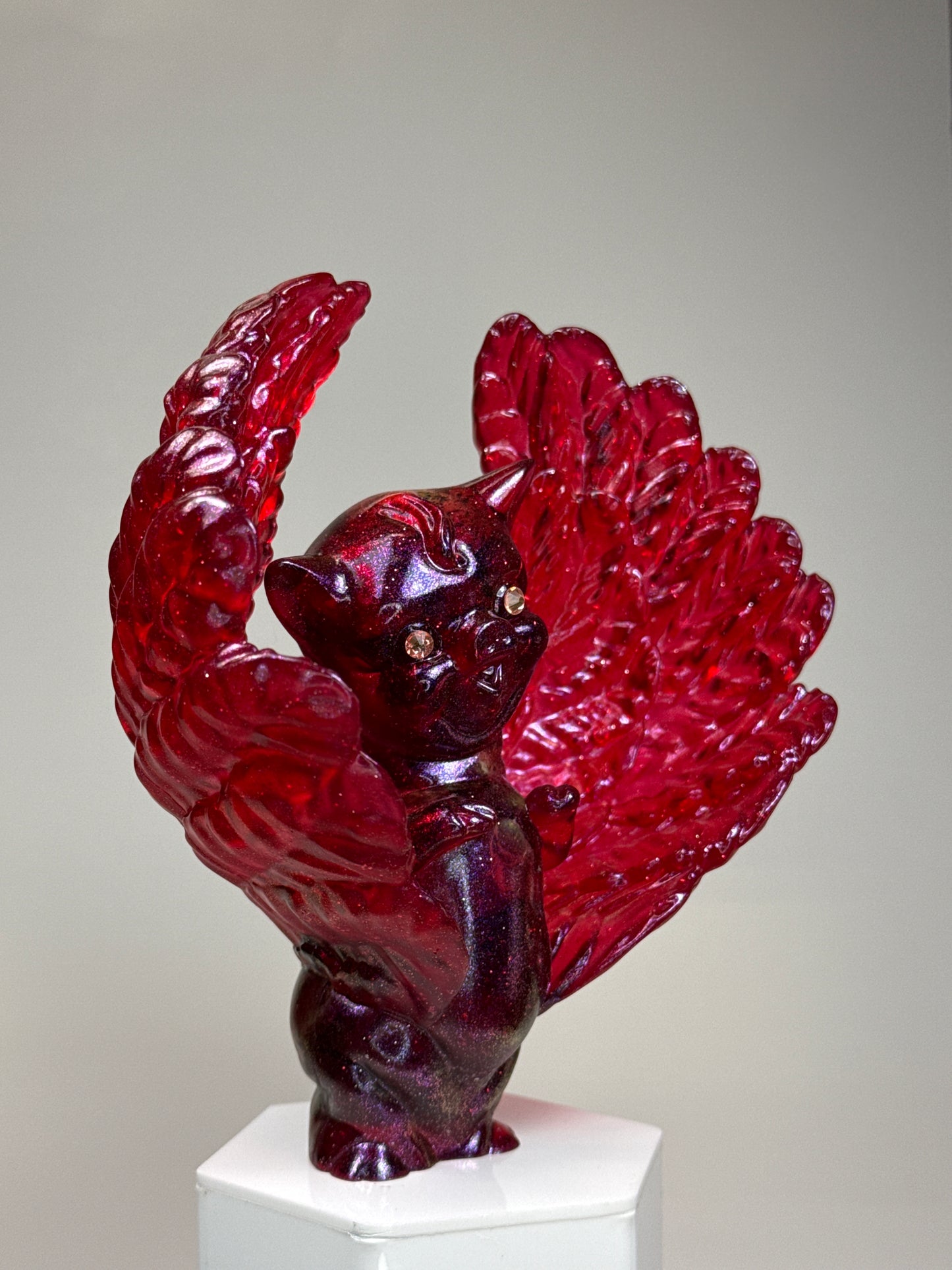 Winged Twisted Pig: Glitter Red
