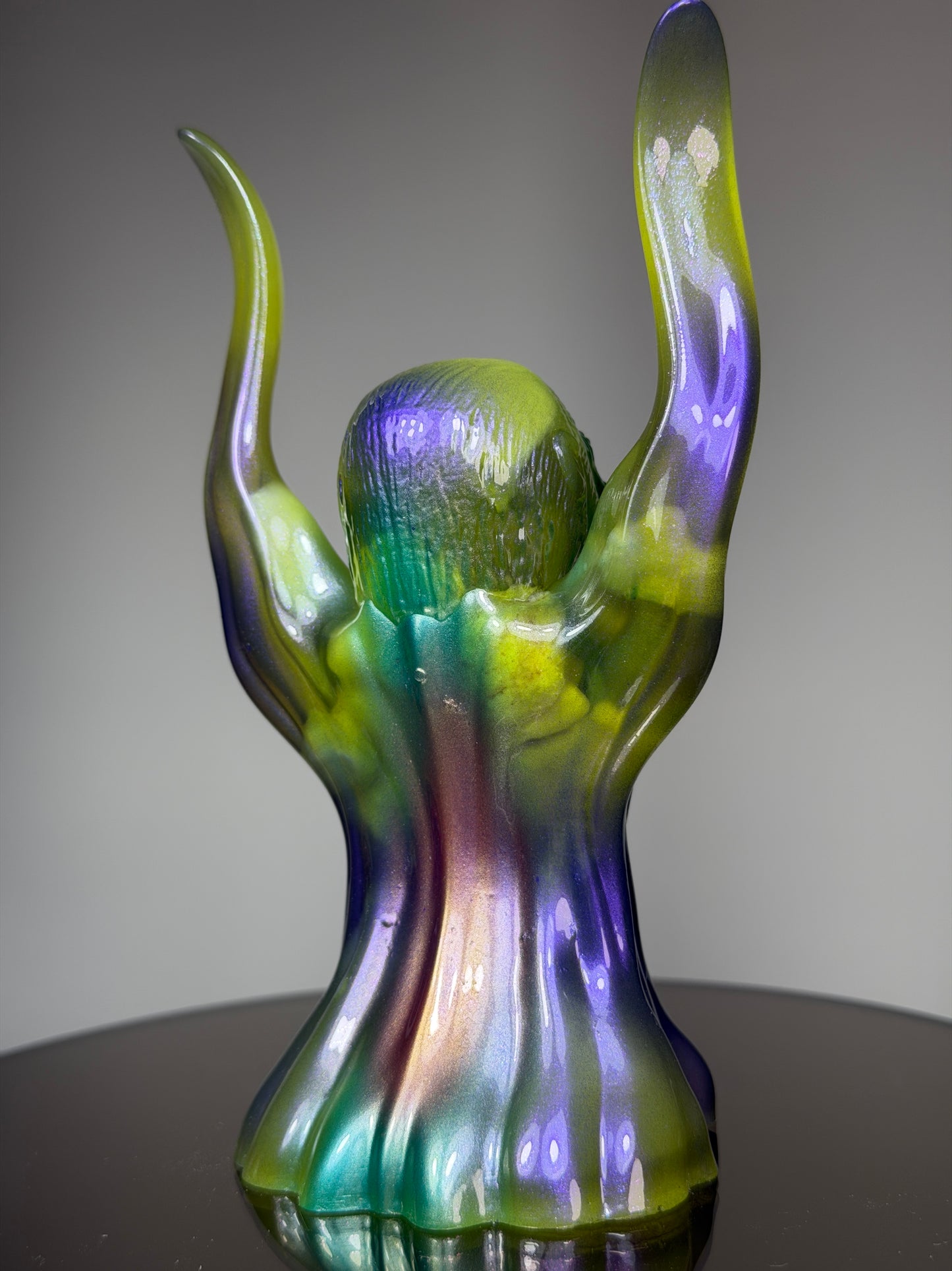 Ghostly Ape: Glow Green