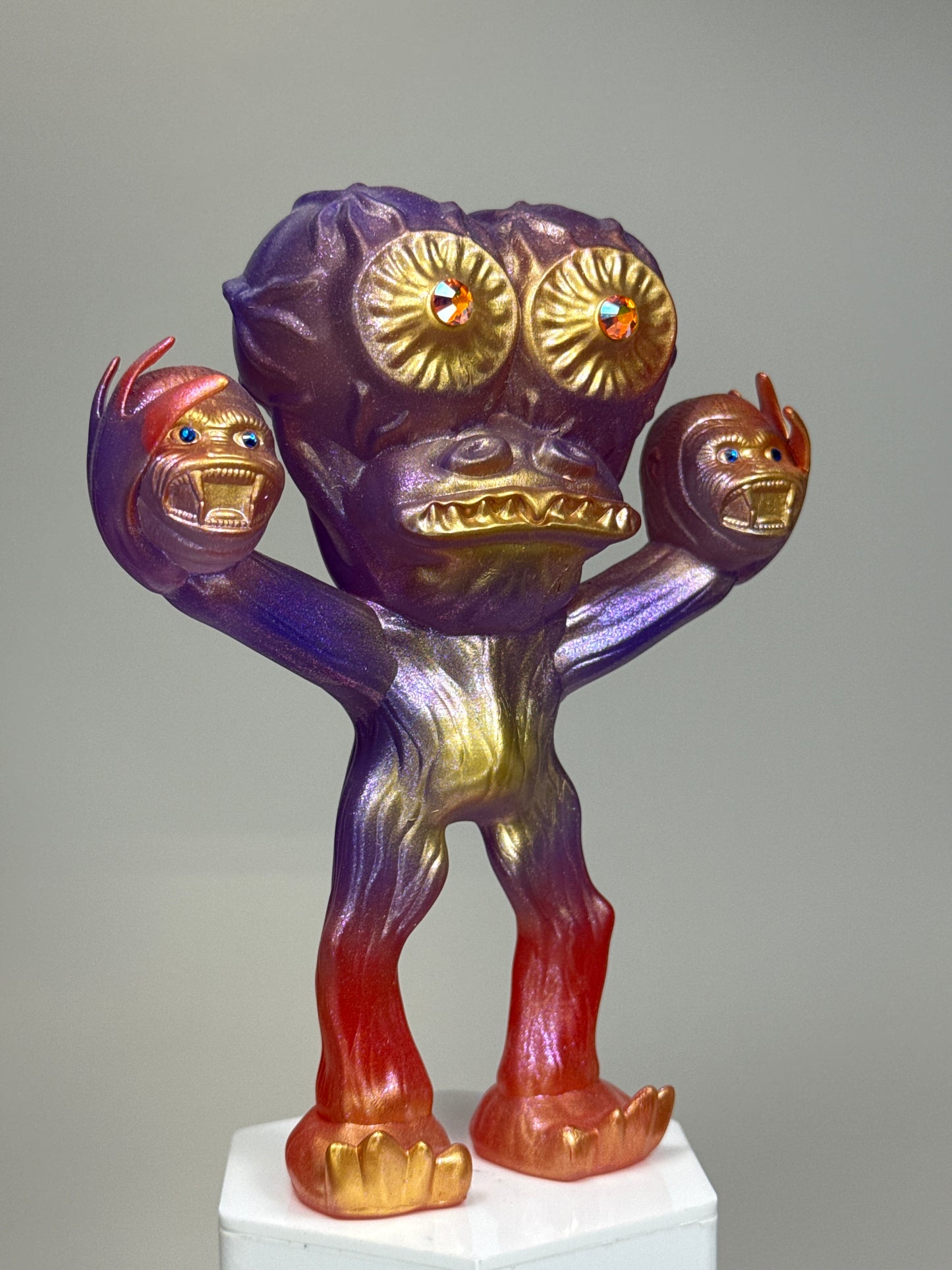 Eyeball Freak, Ape Head Handler: Seeds of Warfare