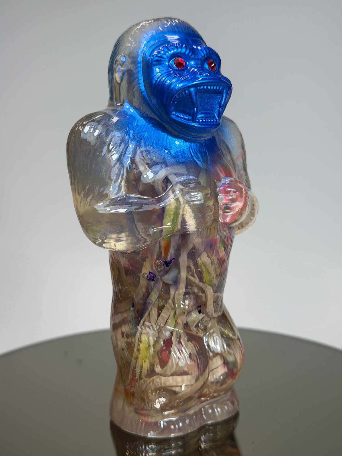 Ape: Used Rubber Band Pile