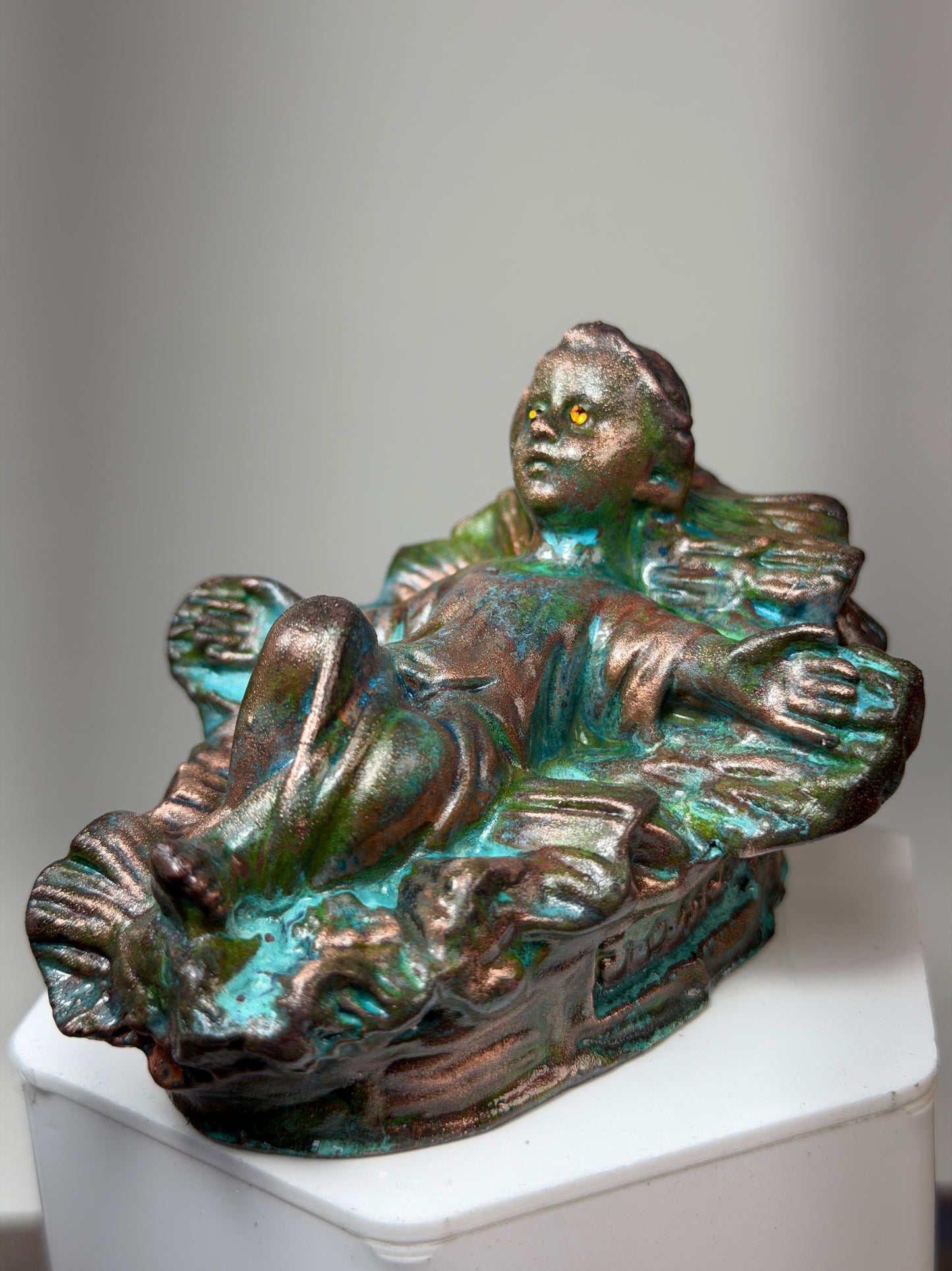 Big Hand Baby Jesus: Copper Plated Pinch