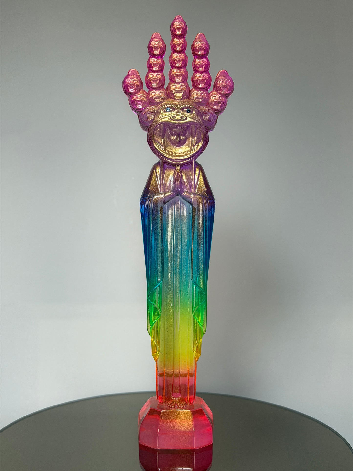 Cosplay Mary, Ape Head Claw: Prism West