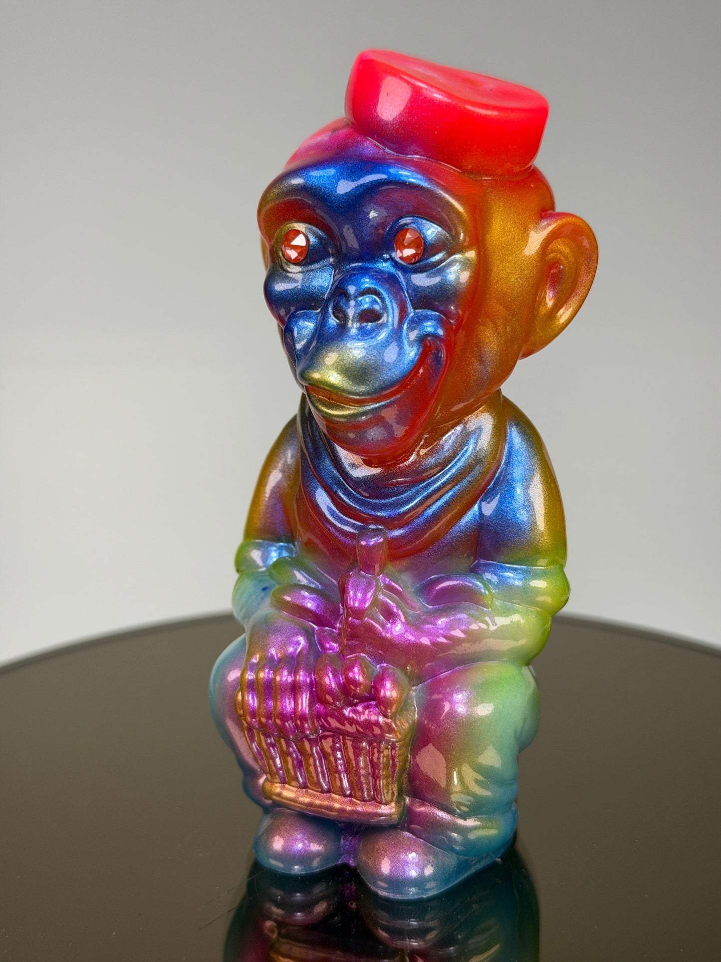 Monkey with Bananas: Boundary Glow