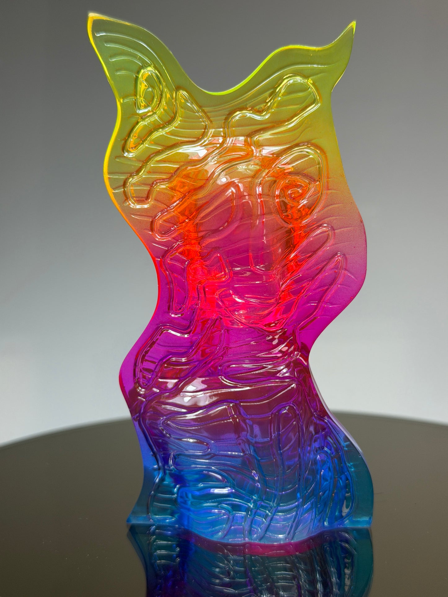 Hard Edge Soft (Portrait): Transparent Soothing