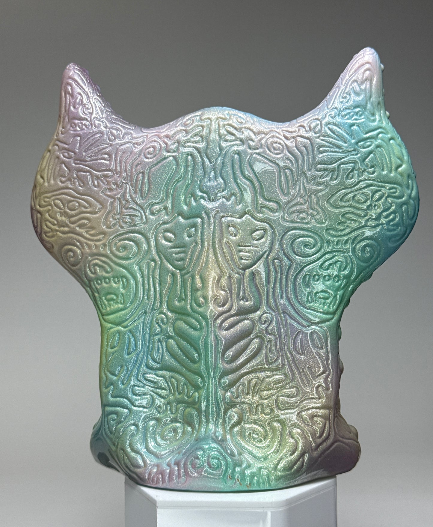 Kaxxl Yi’mm: Silver Pastel