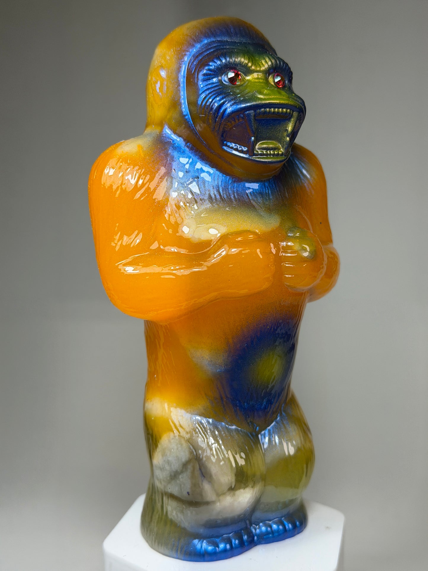 Ape: Glow Party
