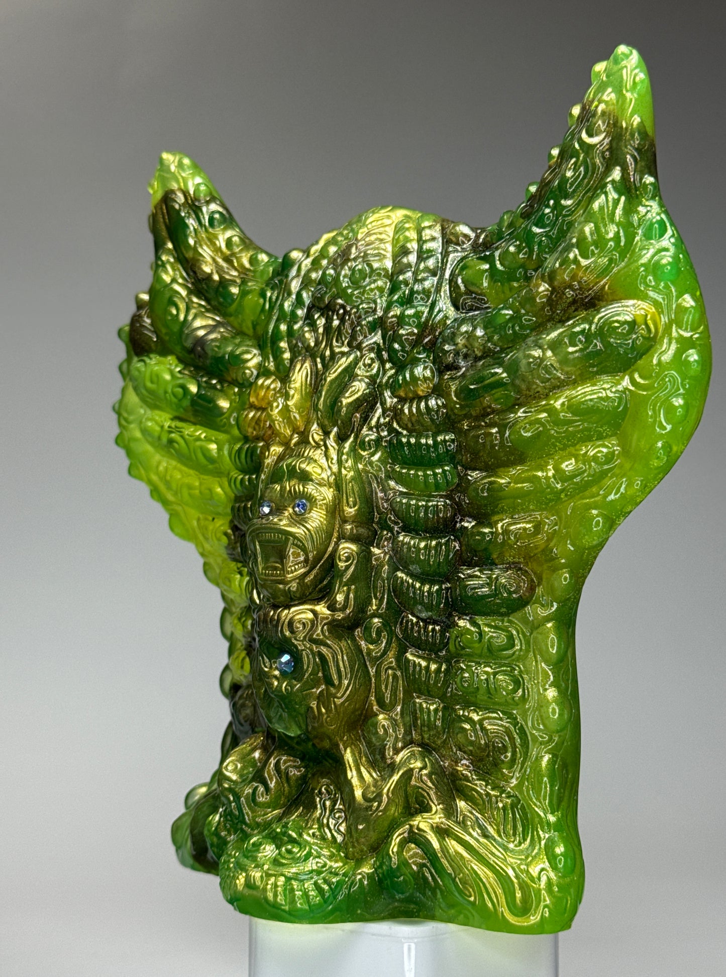 Kaxxl Yi’mm: Green Ghostly