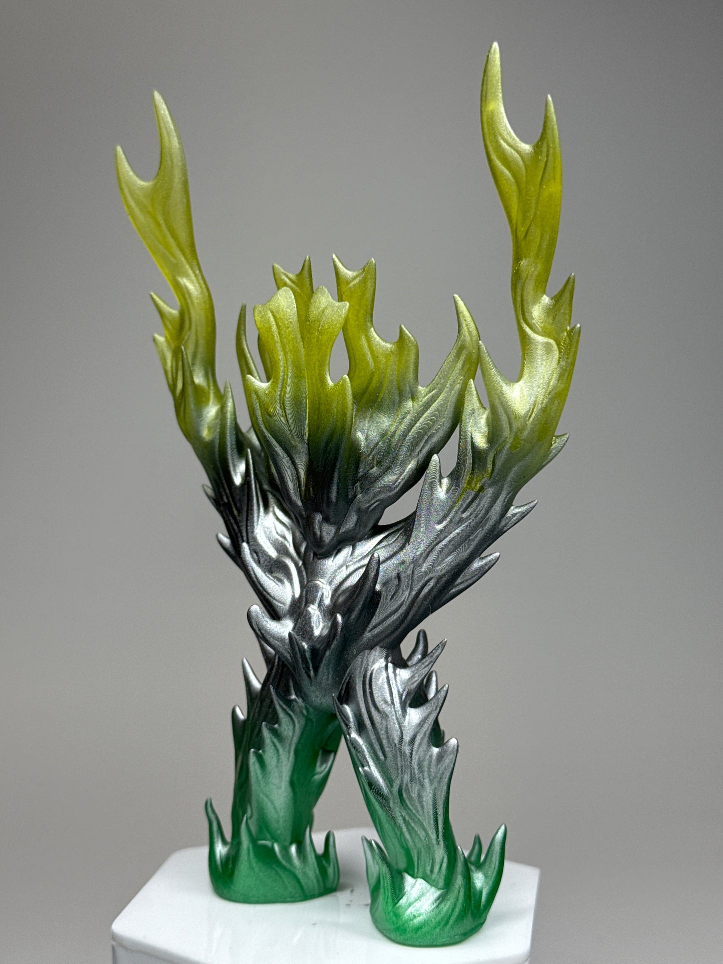 Flicker Flame: Silver/Green/Yellow