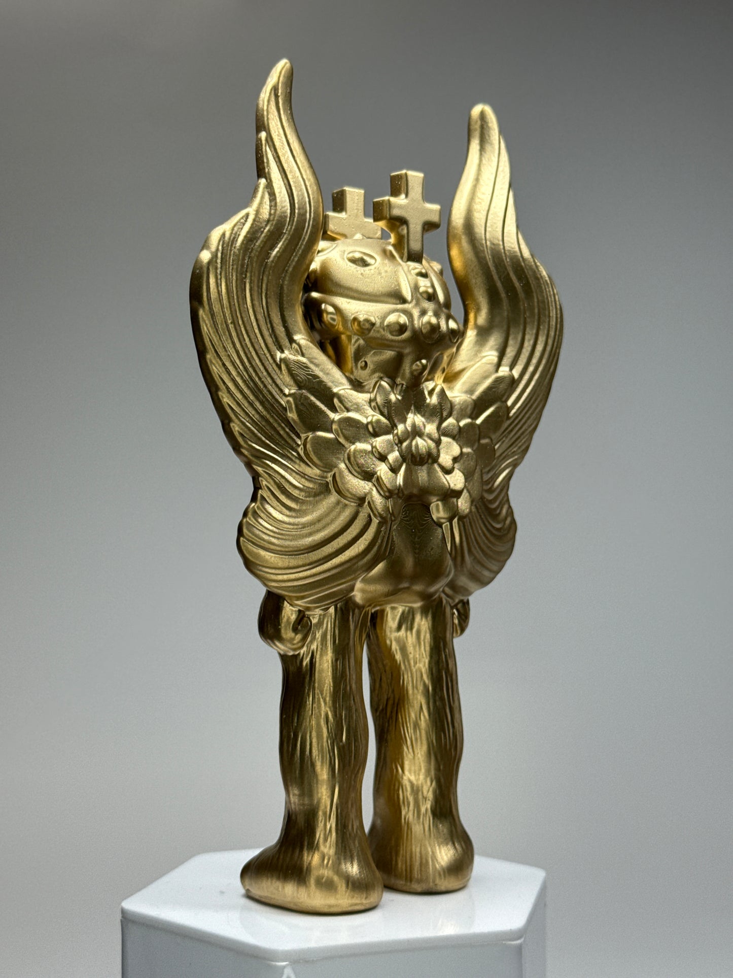 Shadow of God on Earth: Gold