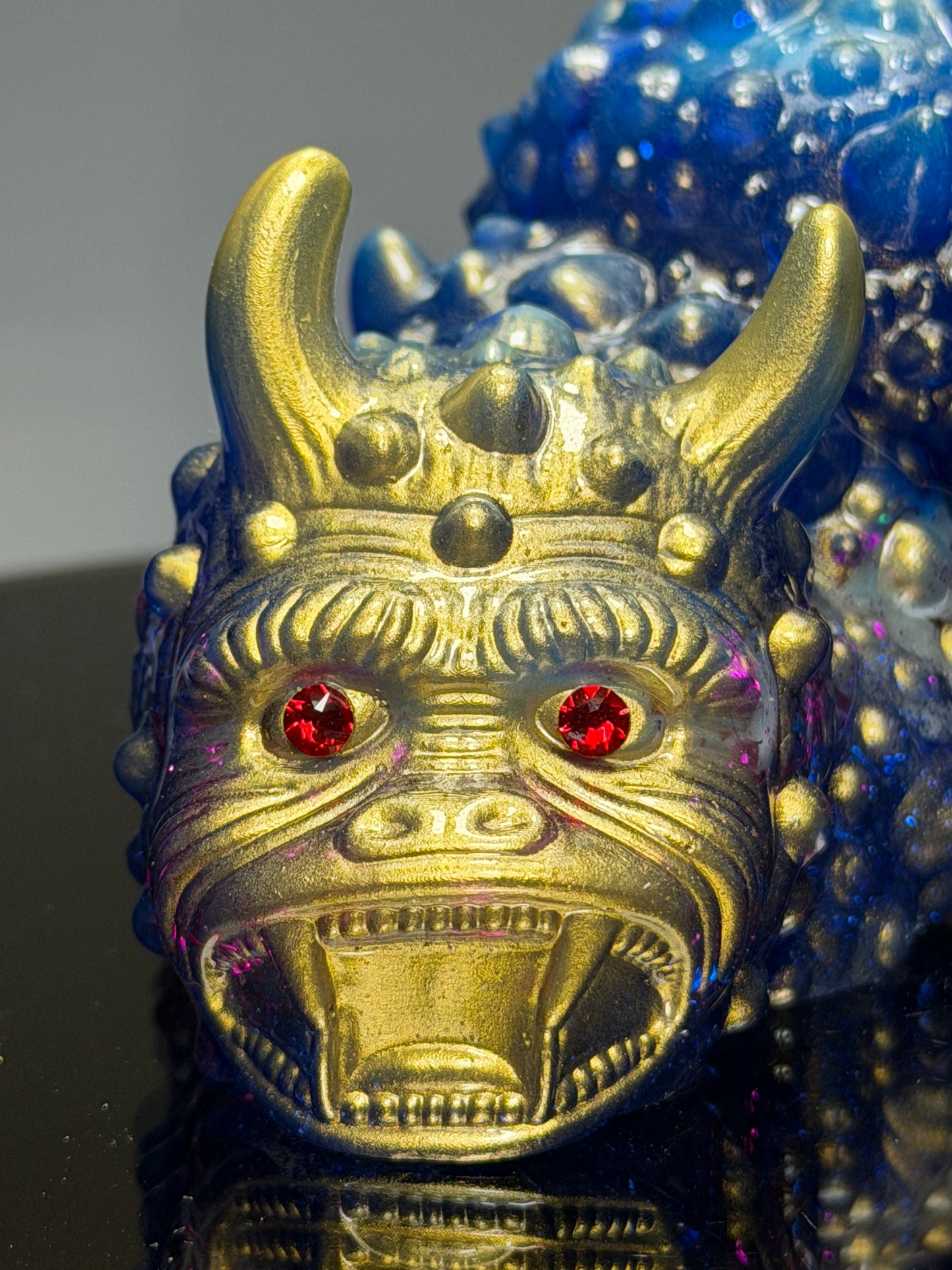 Devil Grub Ape: Glow Suck