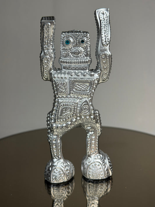 Wonky Robot: Silver