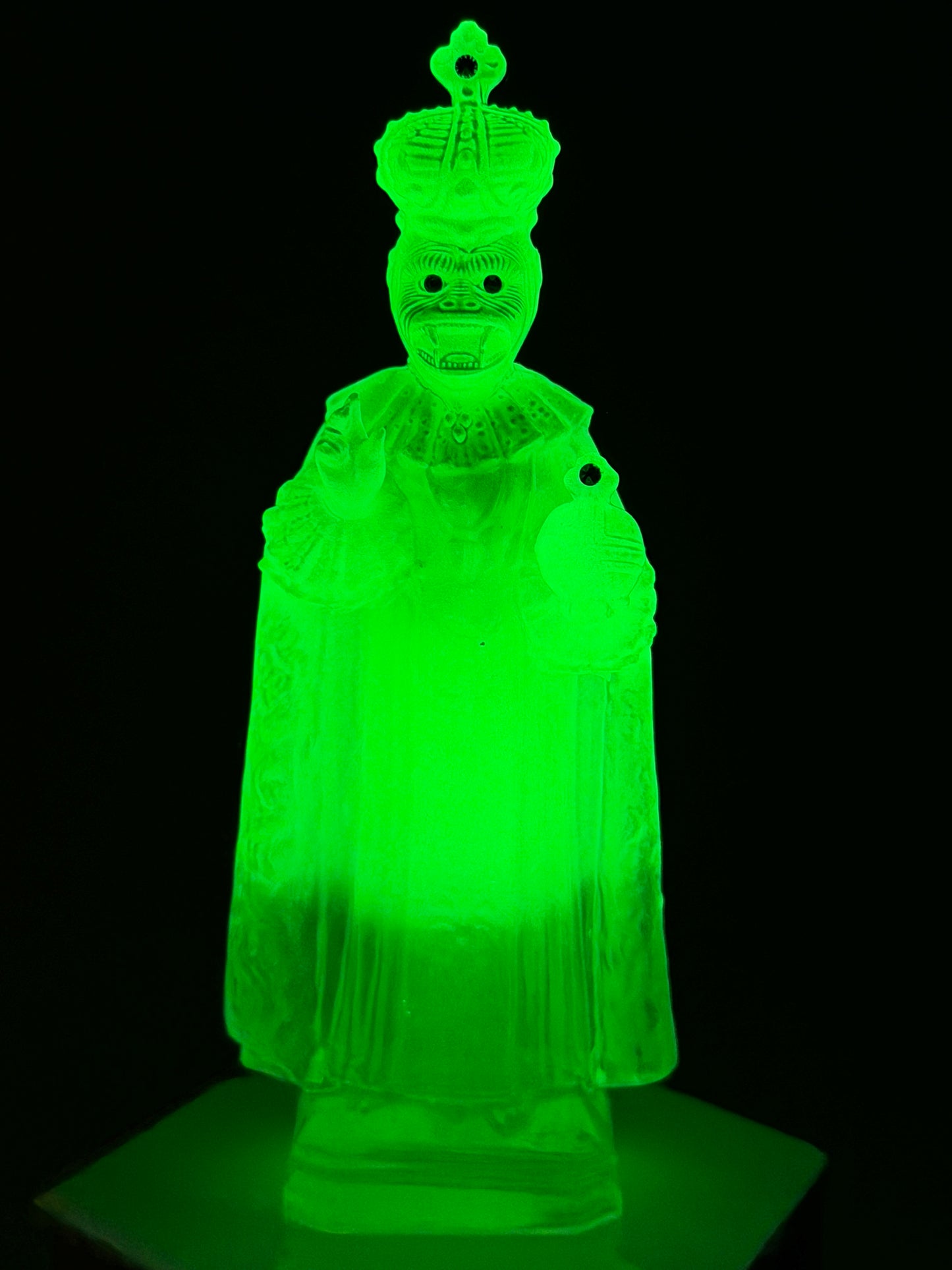 Saint Ape: Green Flash Glow