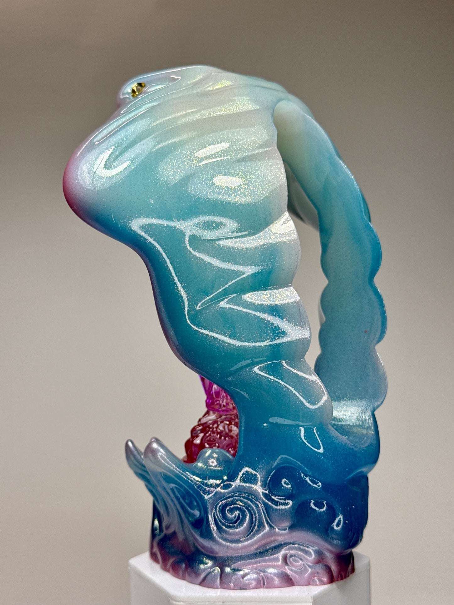 Snake Handler Shrine: Blue Glow Overlord