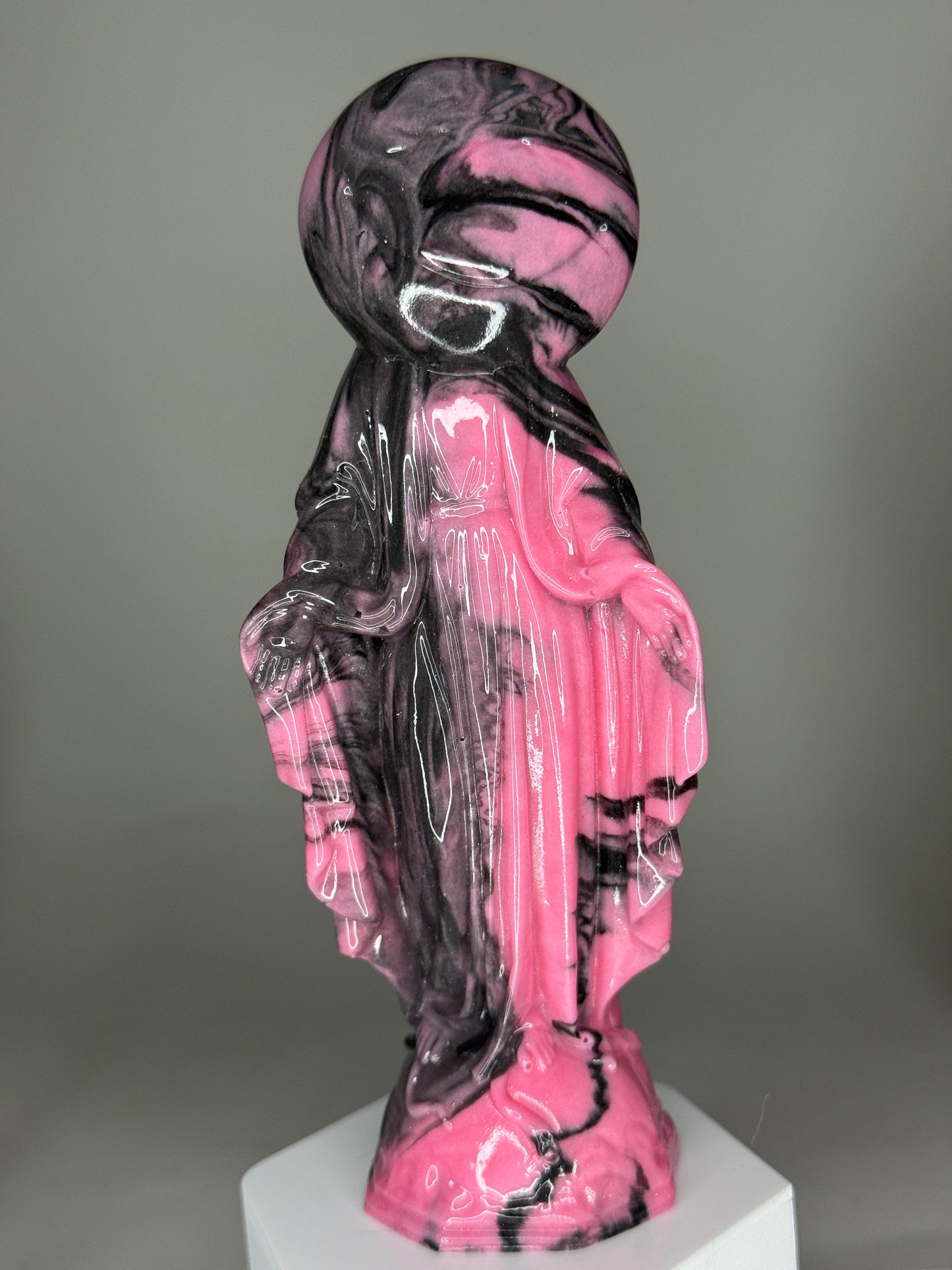 Happy Mary: Marbled Pink/Black Glow