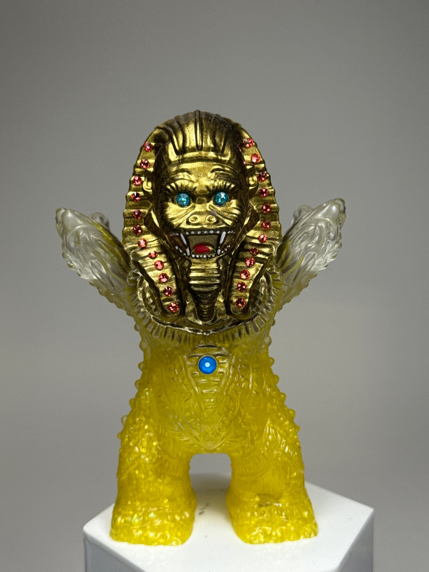 Cosmic Sphinx Ape Troll: Yellow Forever
