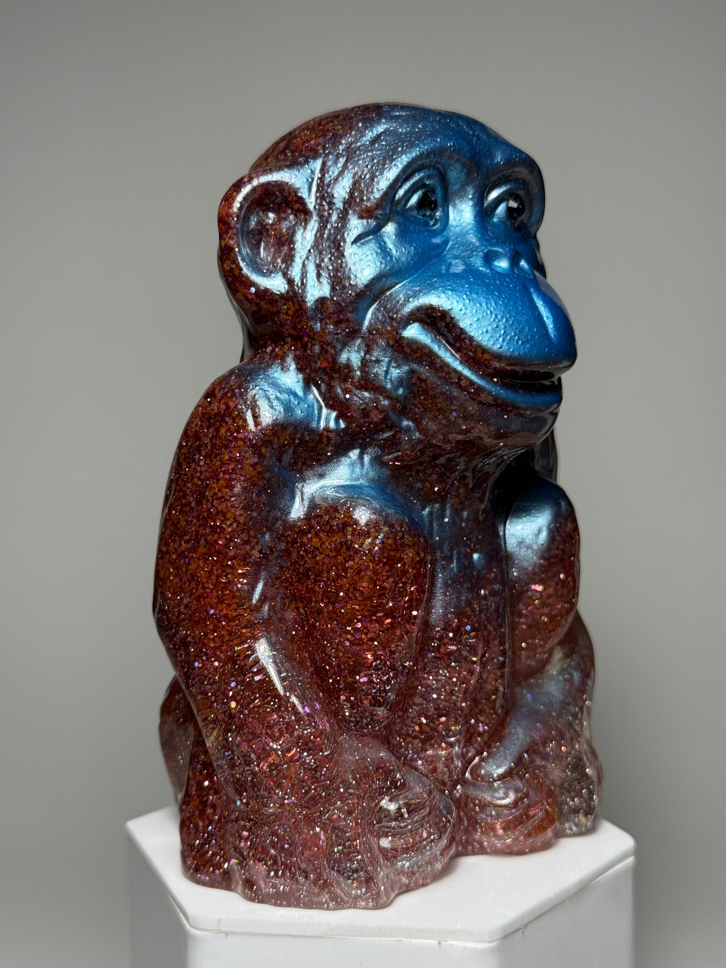 Sitting Monkey: Fade to Clear