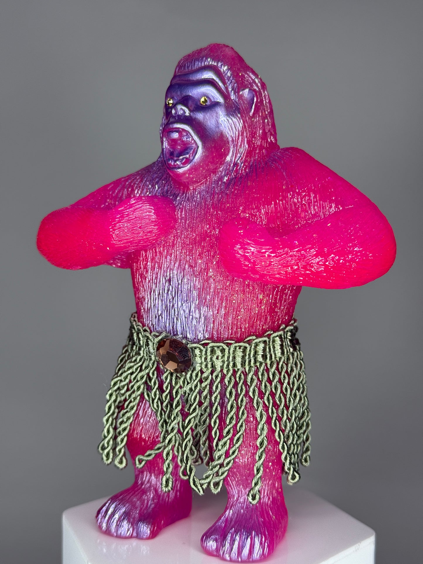 Hula Ape: Pink Hula