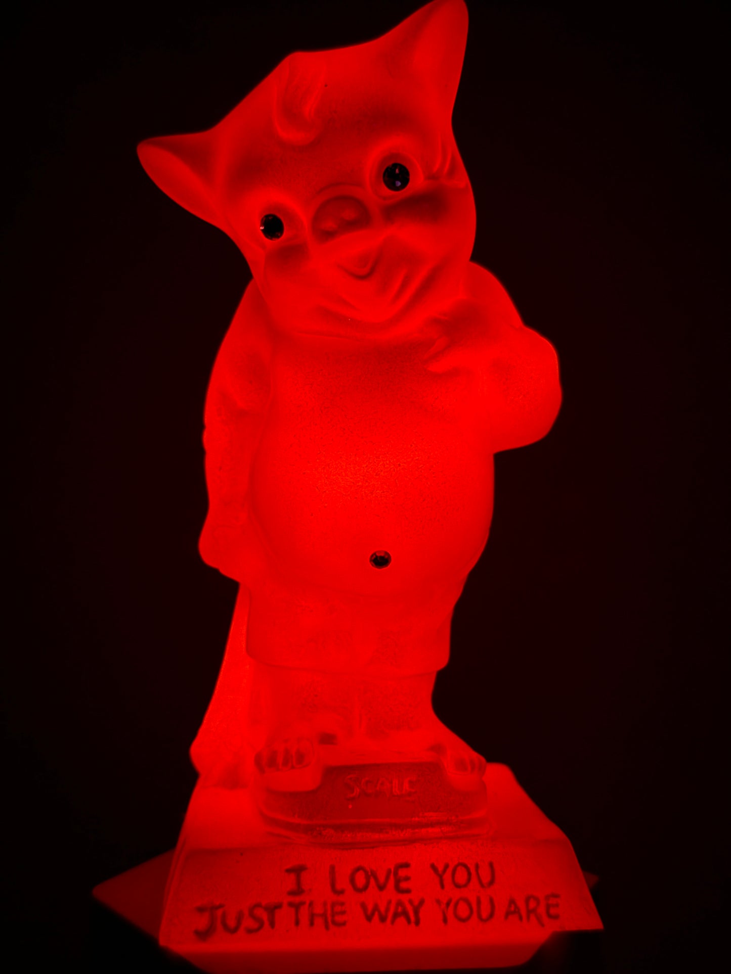 Love You Pig: Pink with Red Glow