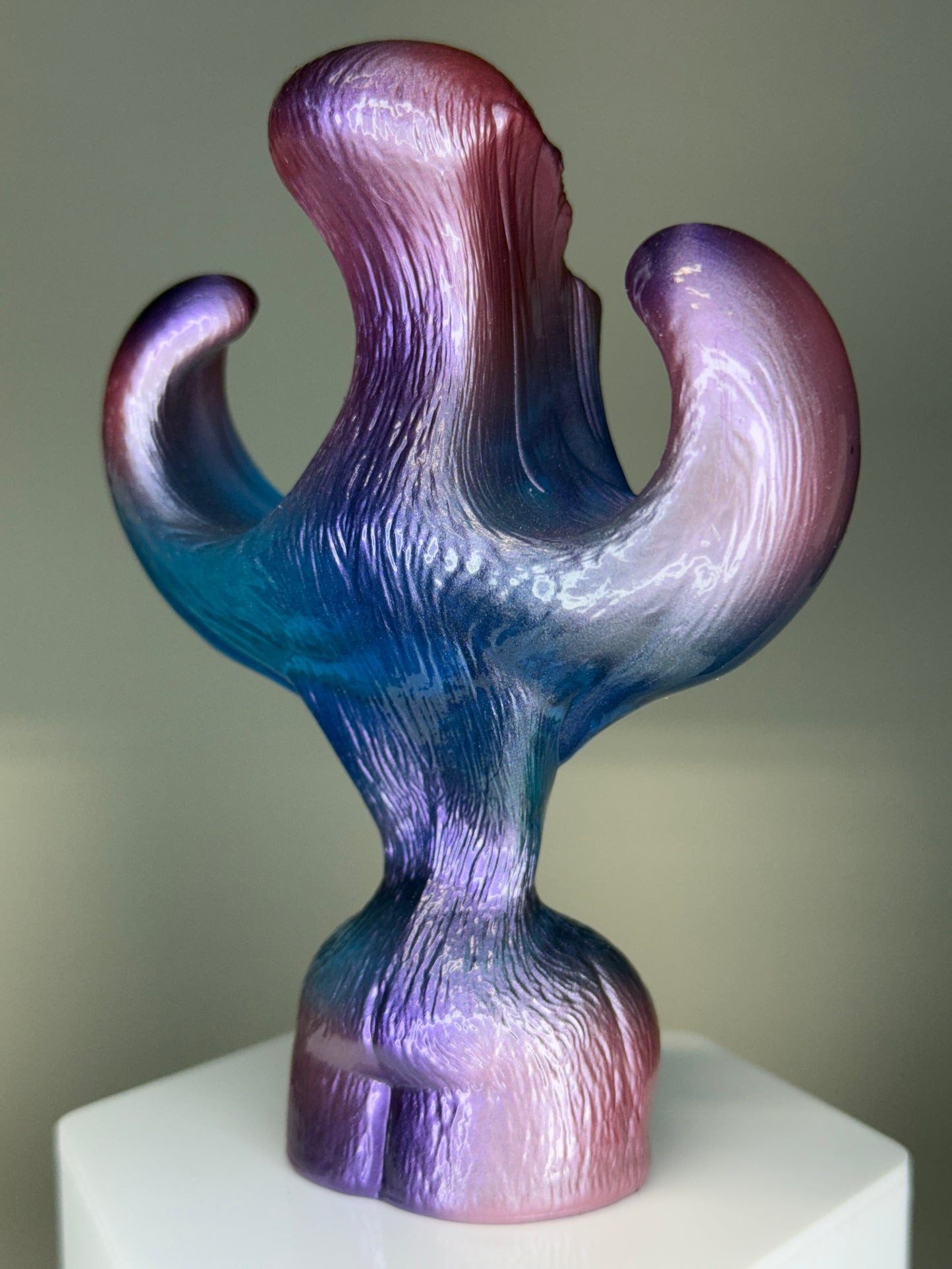 Breaking Wave Ape: Translucent Blue/Pearlescent Purple/Pink