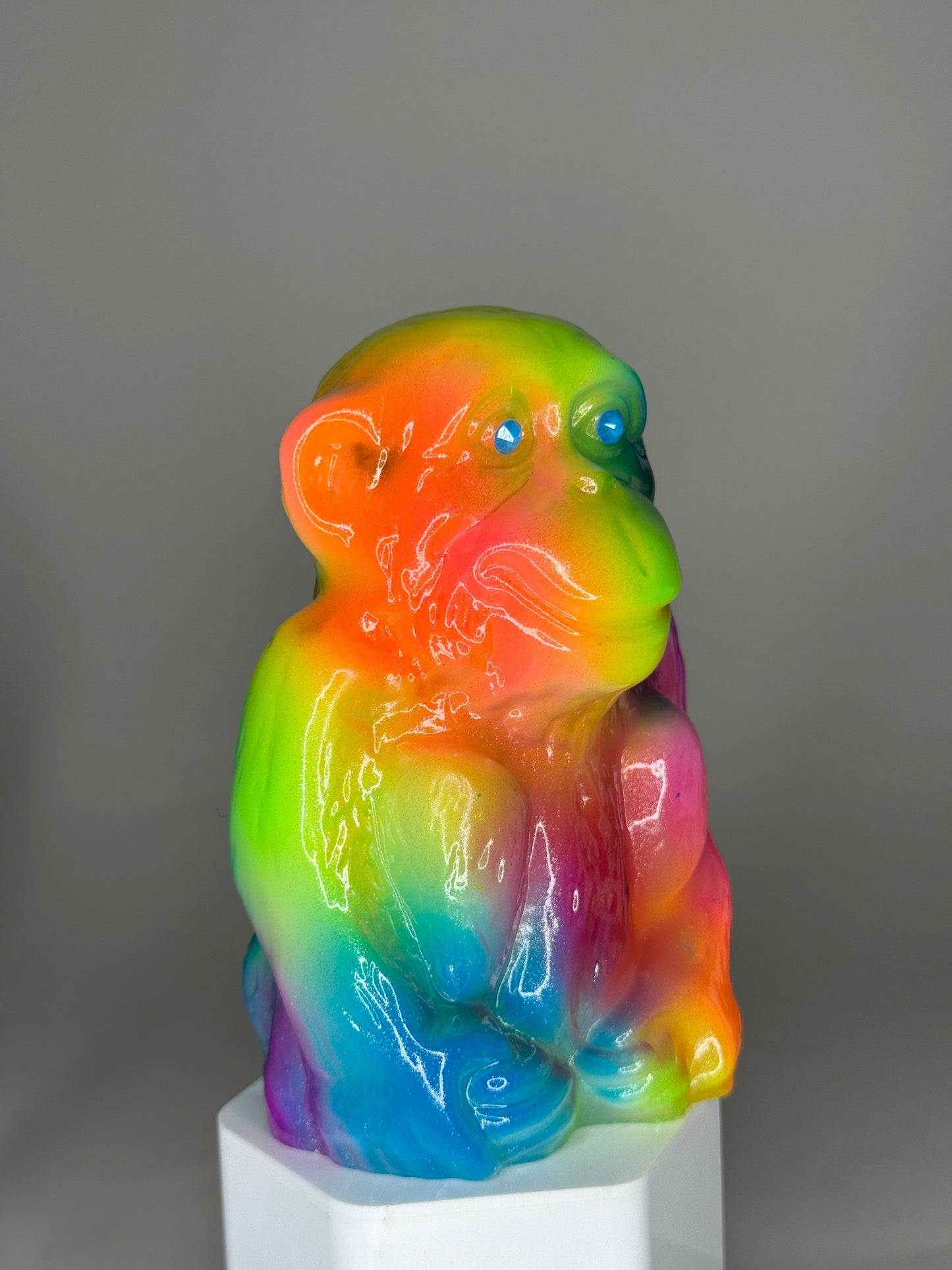 Sitting Monkey: Neon Flashout Glow