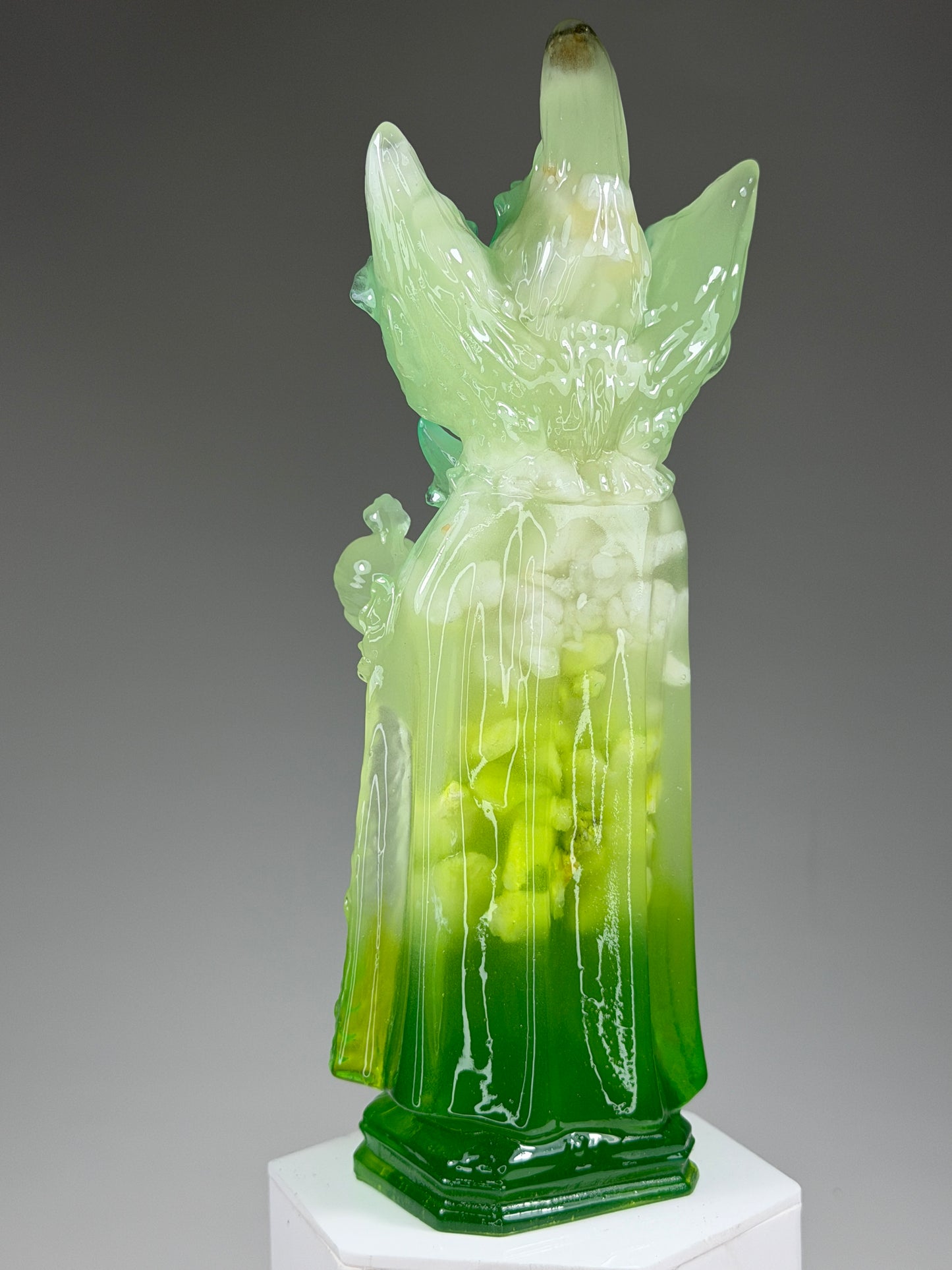 Saint 666: White/Green Fade Glow