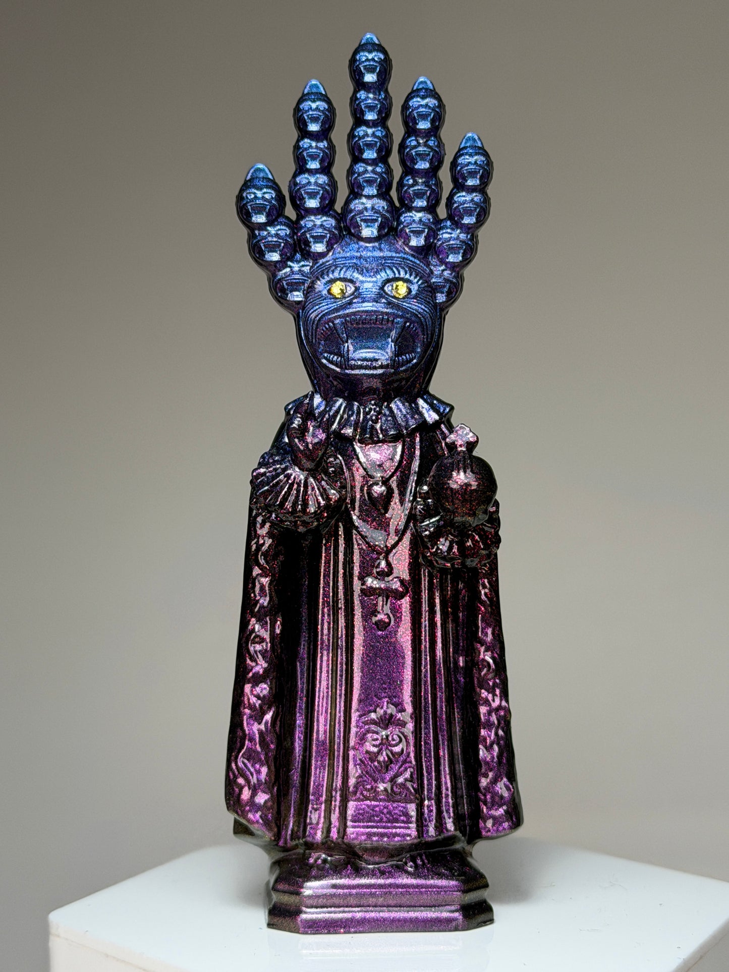 Saint Ape Claw: Color Shift Midnight