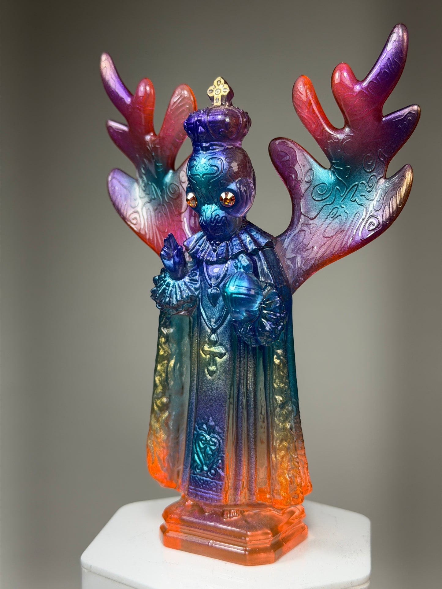 Saint Space Insect: Beautiful Wings