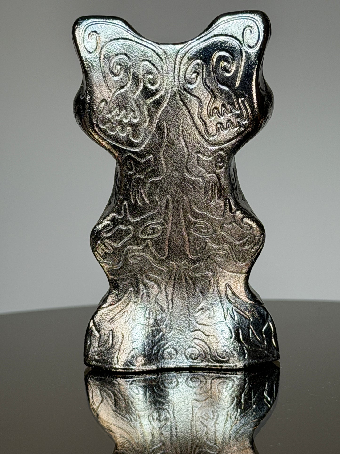 Bveeu Qe’bb: Chrome Plated Mystic