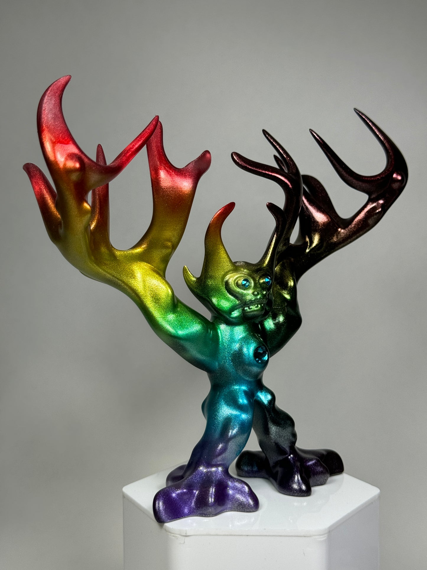 Antler Arms Beast: Dark/Light Rainbow Flake