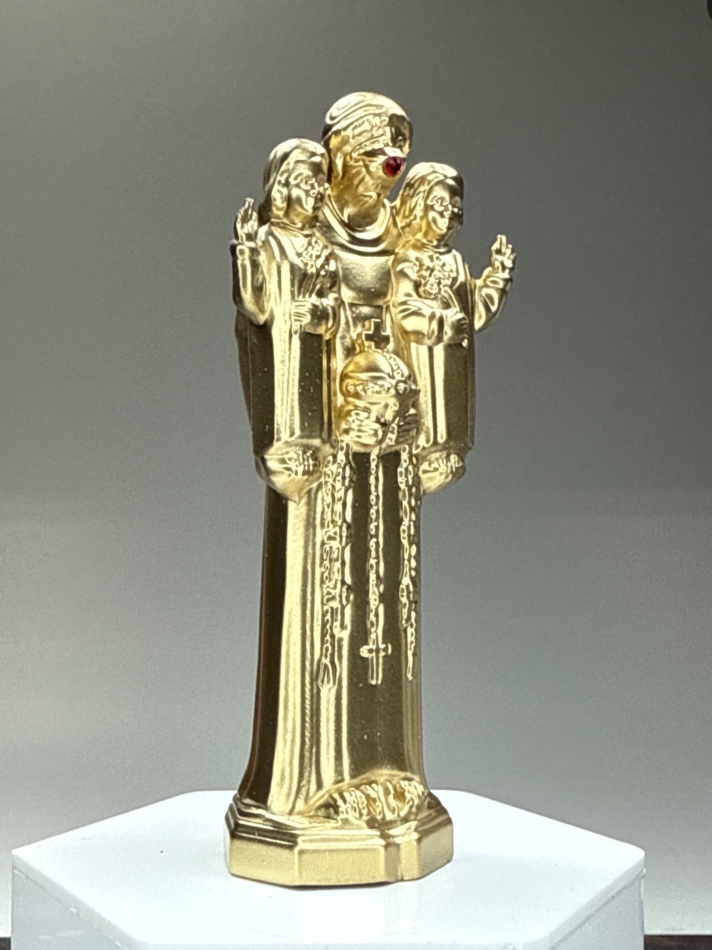 Cyclops with Twins: Gold