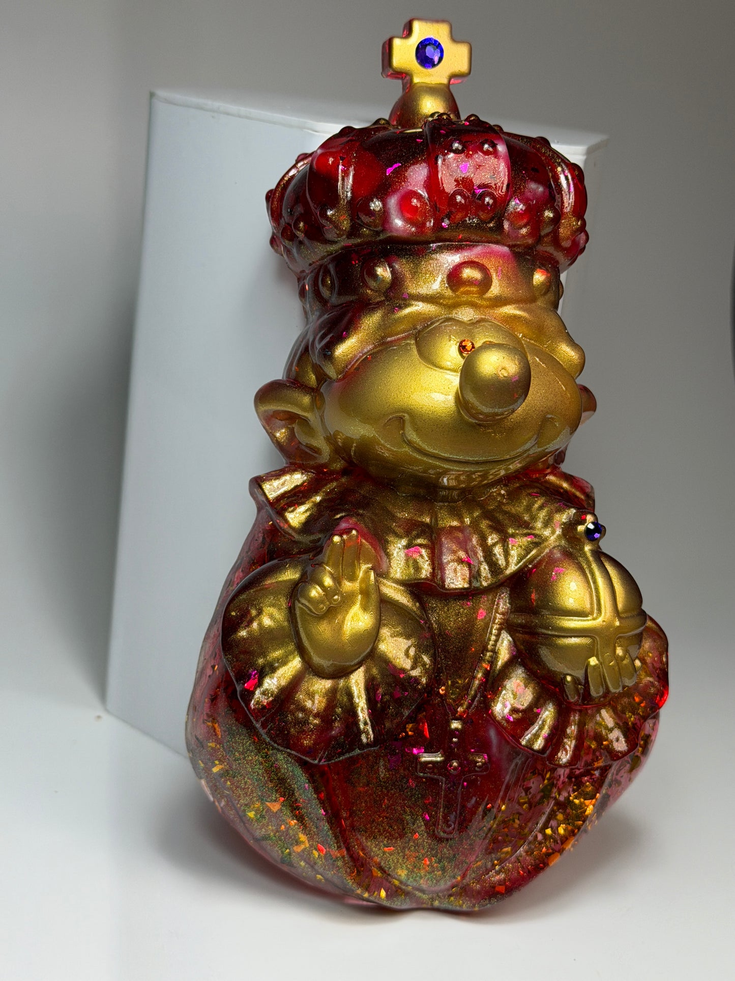 Saint Smurf Plaque: Golden Promise