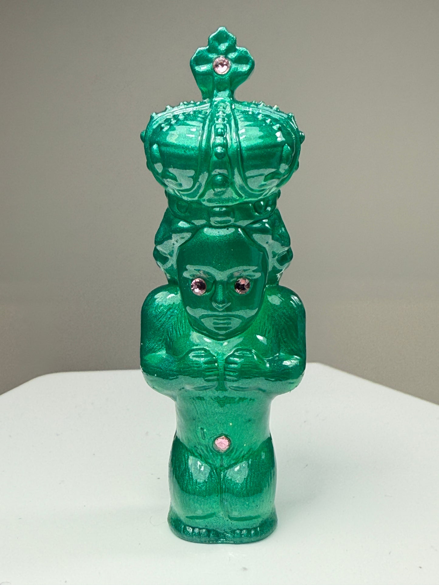 Infant Ape of Prague: Rainbow Choice