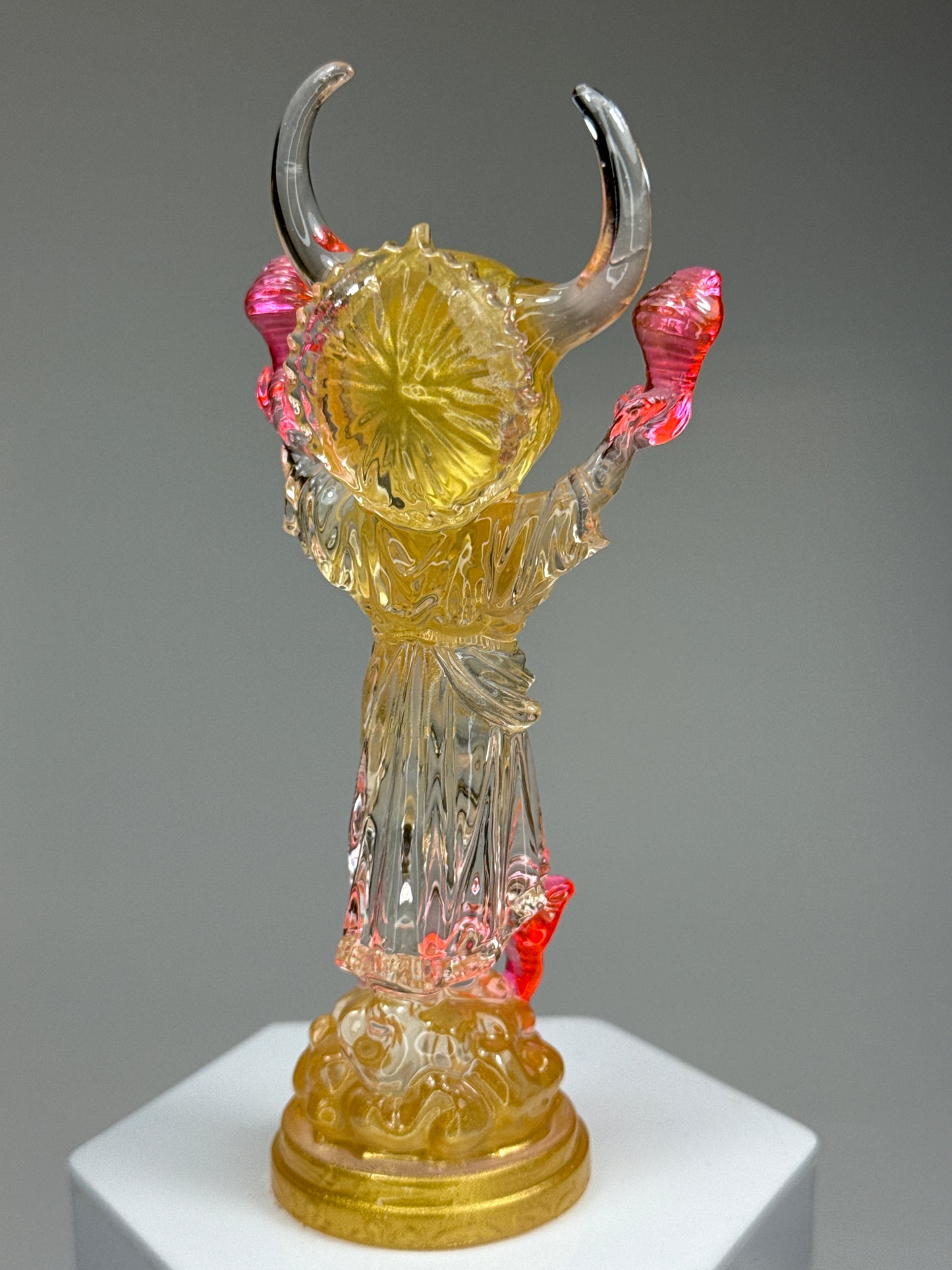 Snake Handler: Gold/Clear/Red