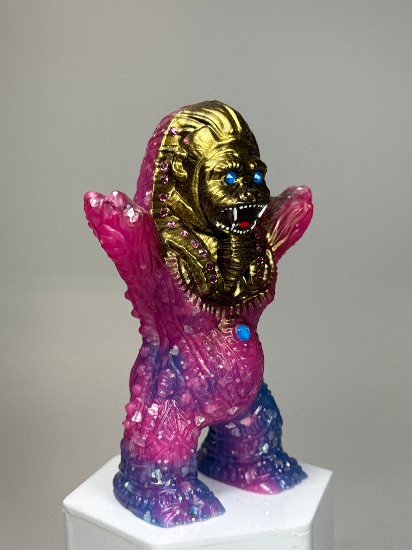 Cosmic Sphinx Ape Troll: Radioactive Universe