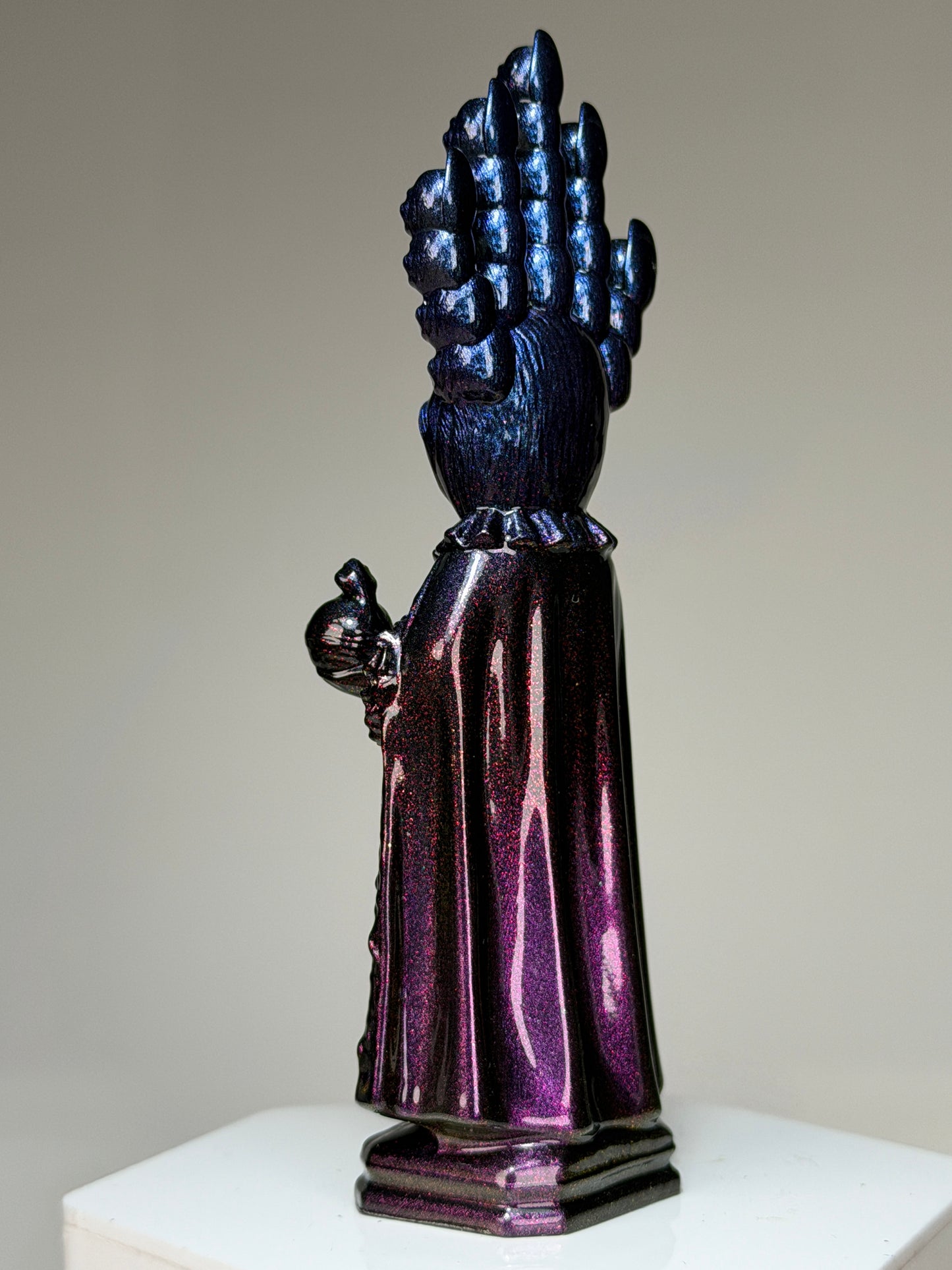 Saint Ape Claw: Color Shift Midnight