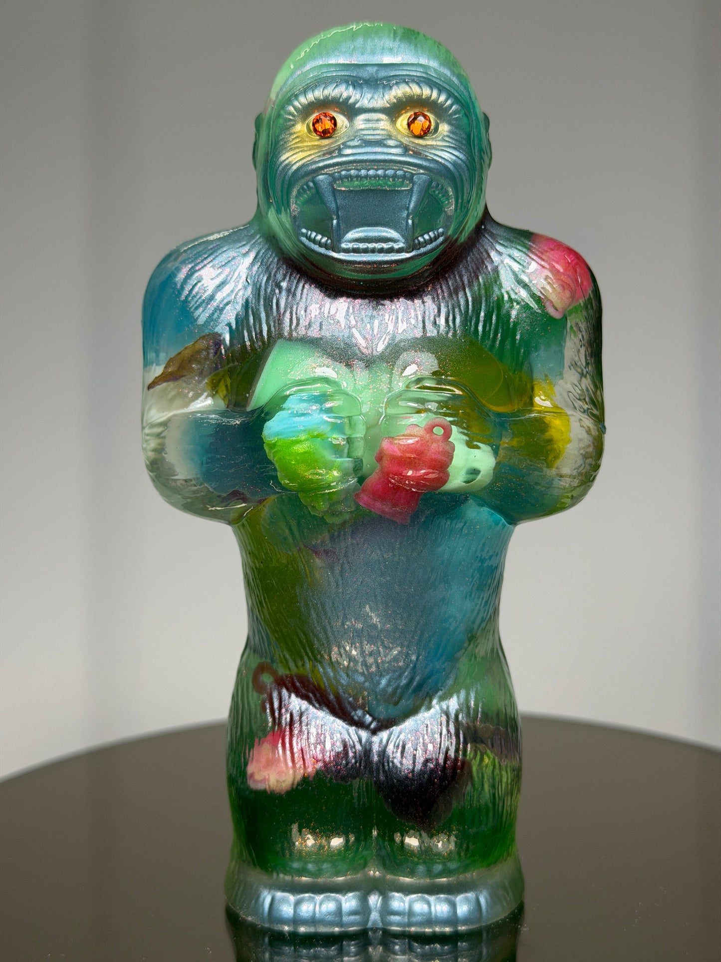 Ape: Charming