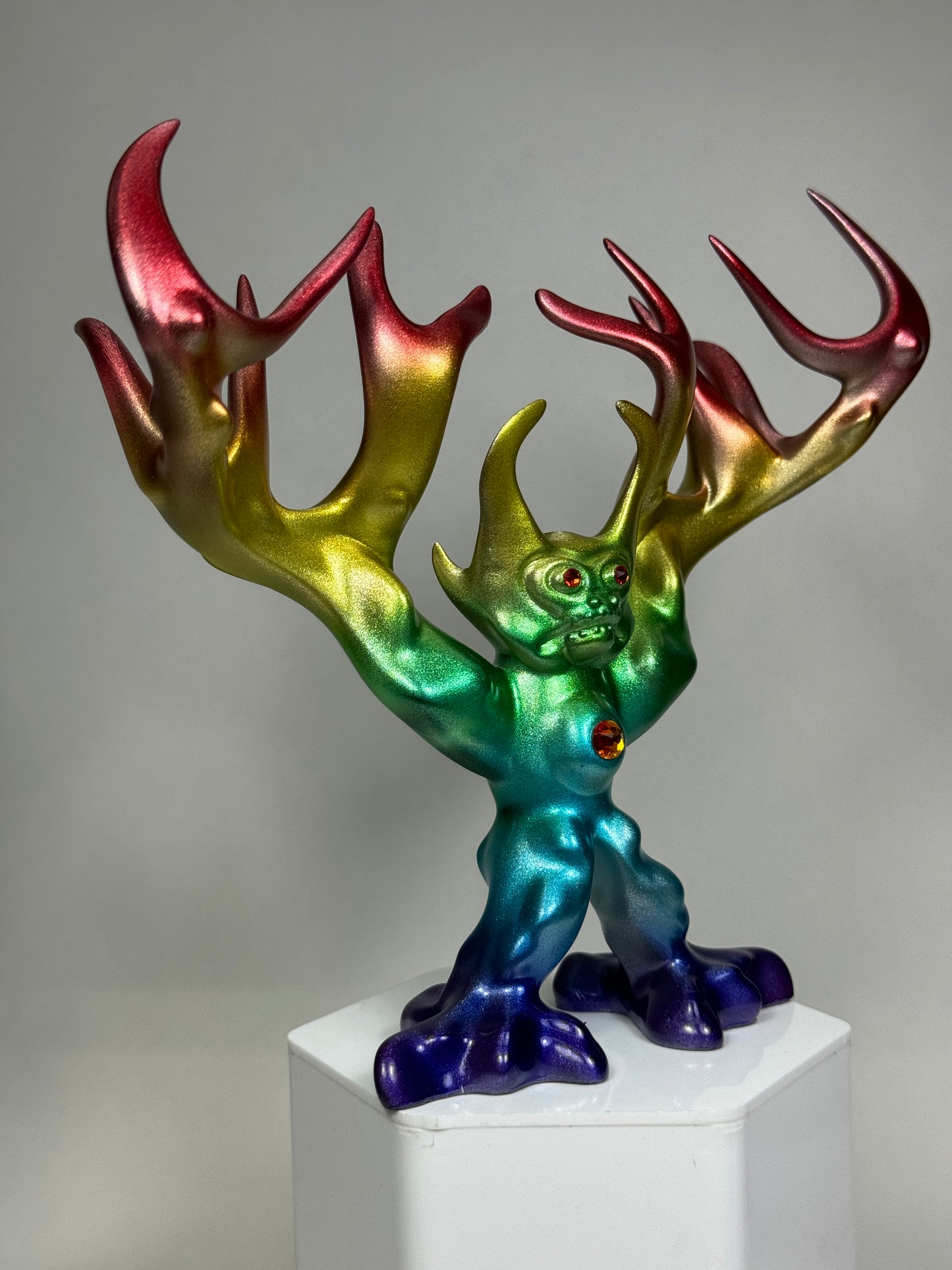 Antler Arms Beast: Light Rainbow Flake