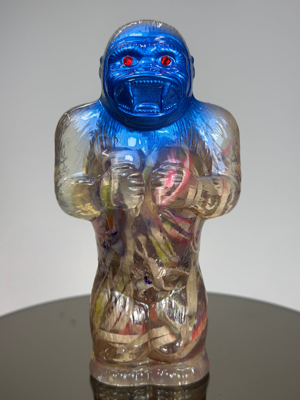 Ape: Used Rubber Band Pile