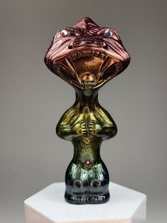 Fisheye Ape: Dark Rainbow