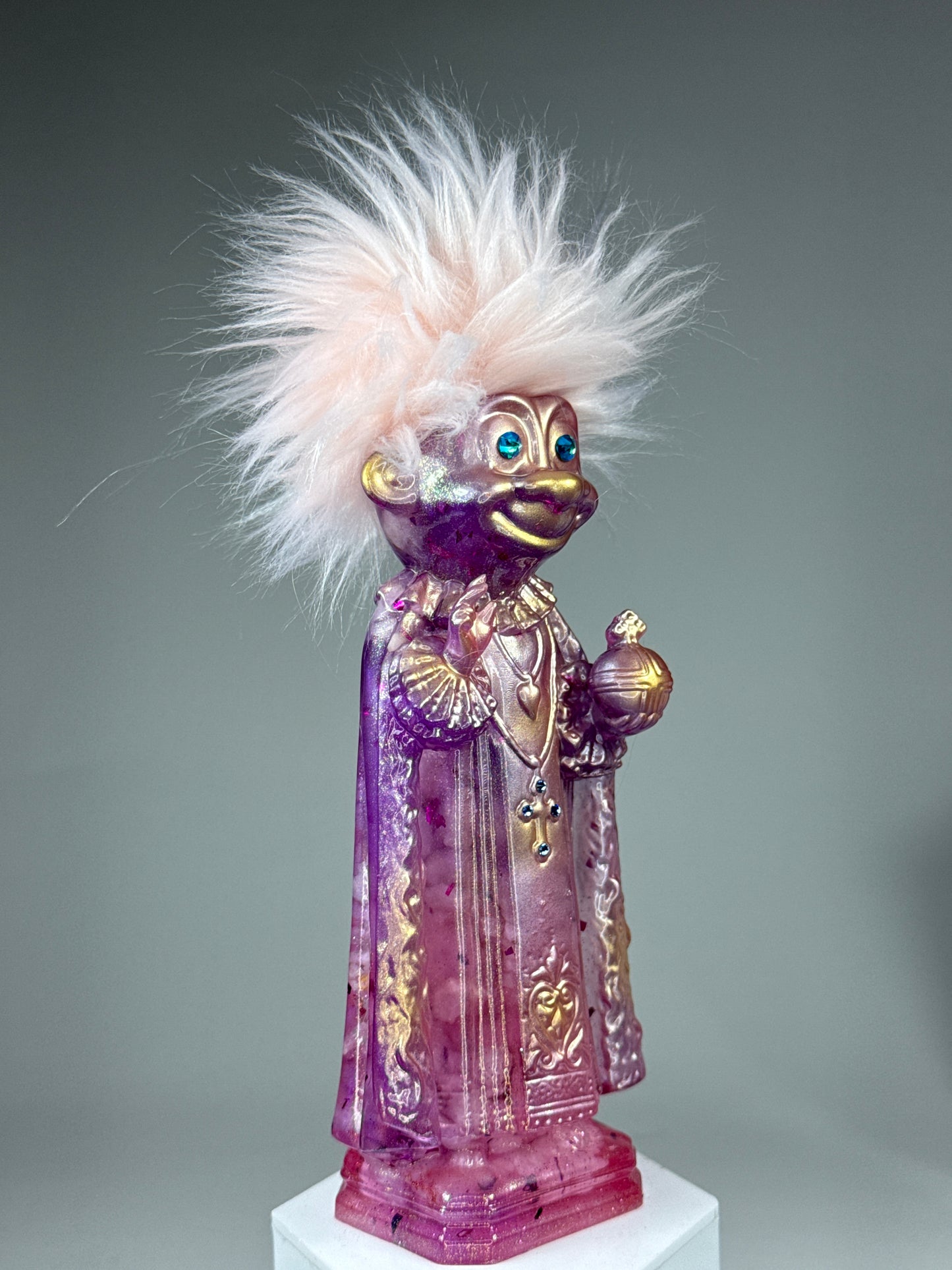 Saint Troll: Cosmic Leadership