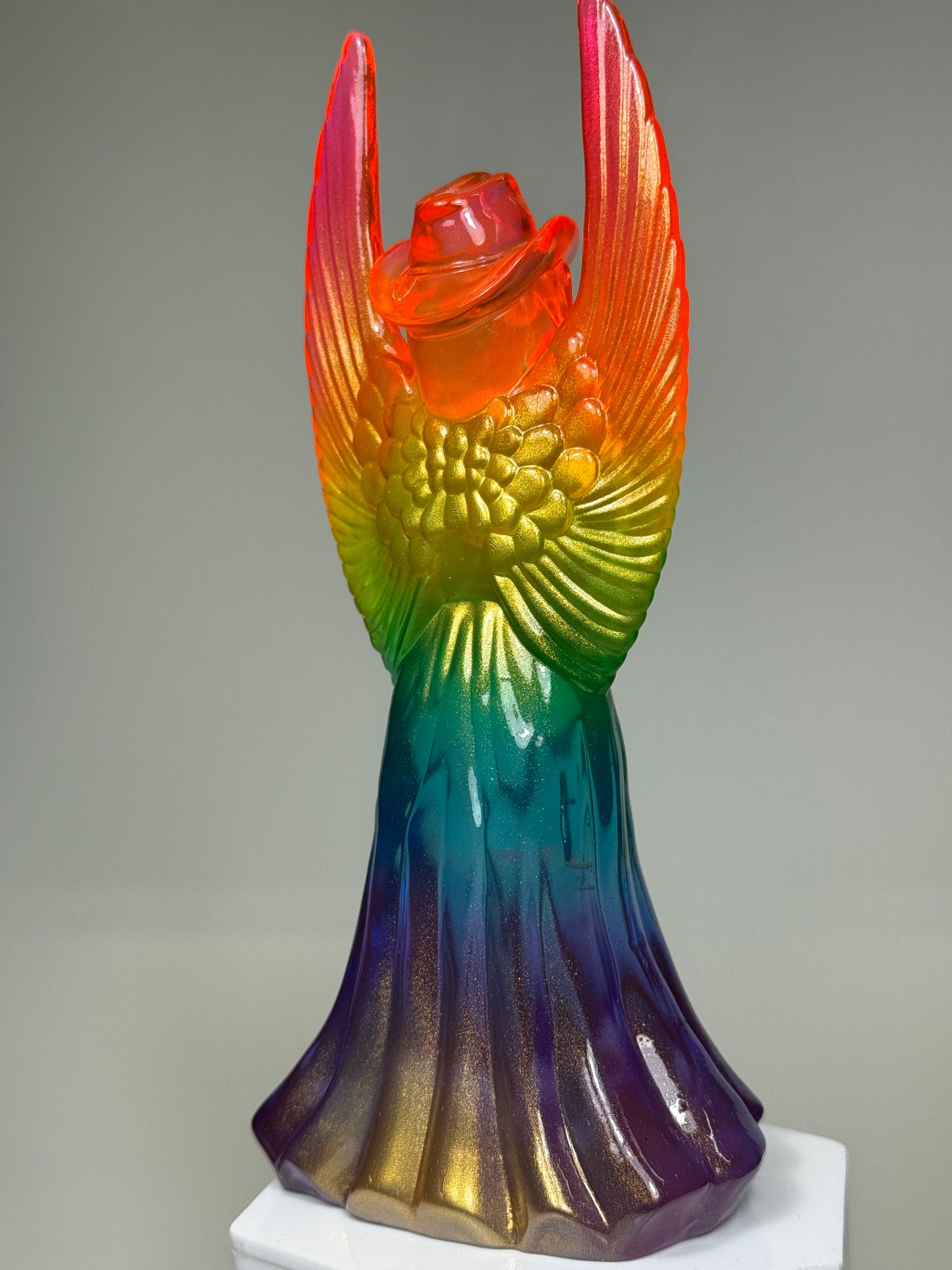 Deputy Pig Goes to Heaven: Transparent Rainbow