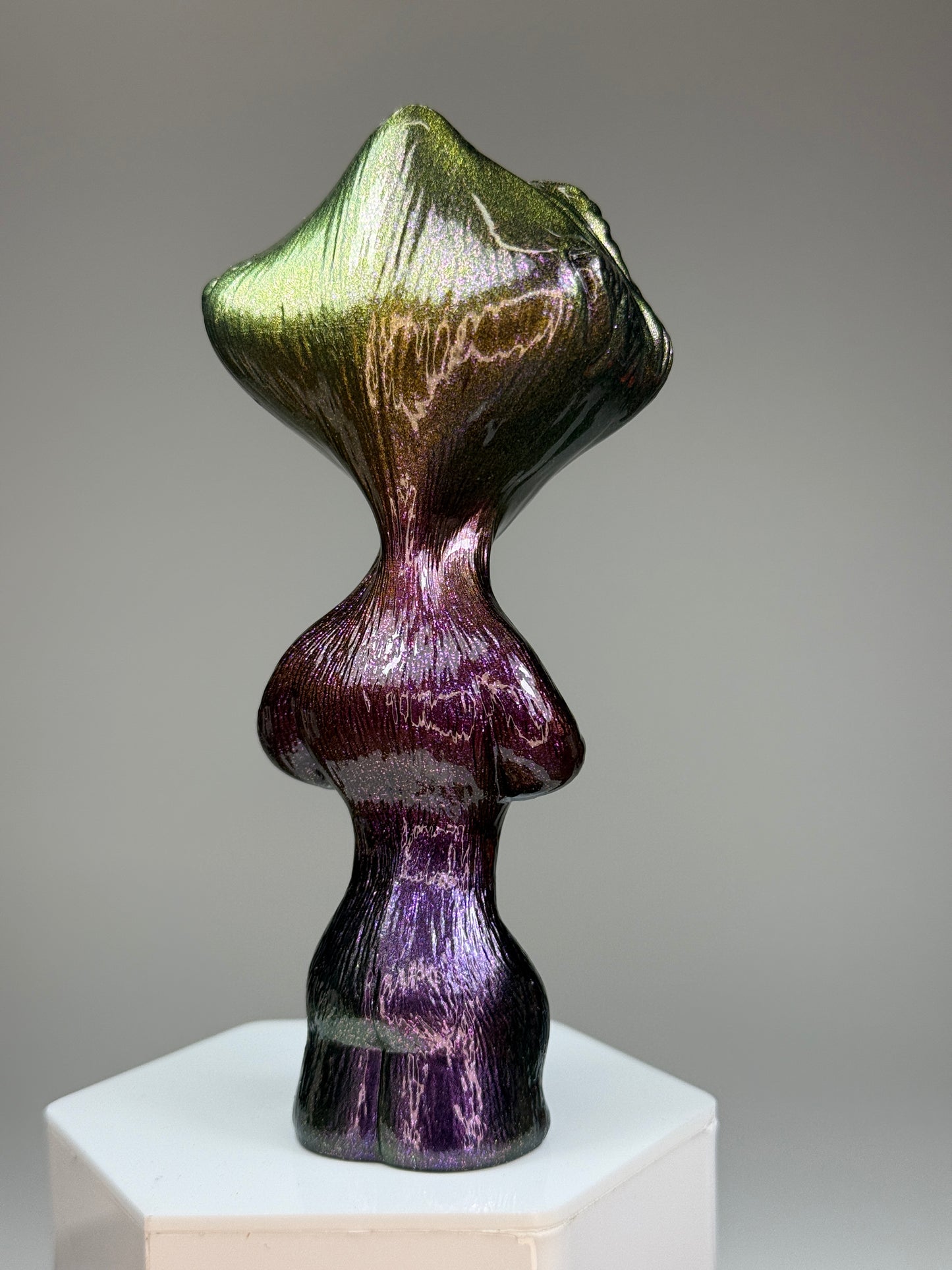 Fisheye Ape: Colorshift Closeup