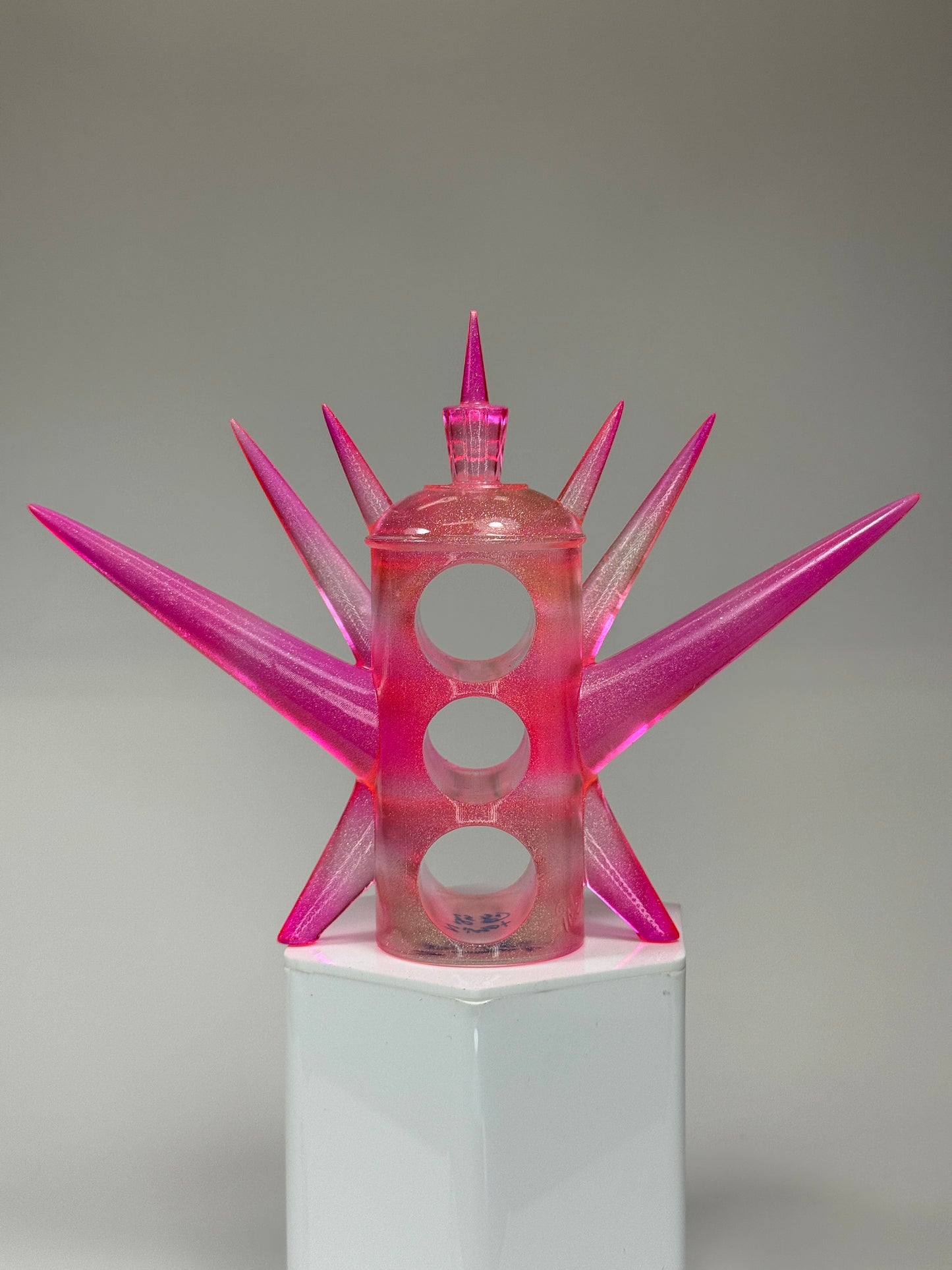 Useless Spraycan: Pink